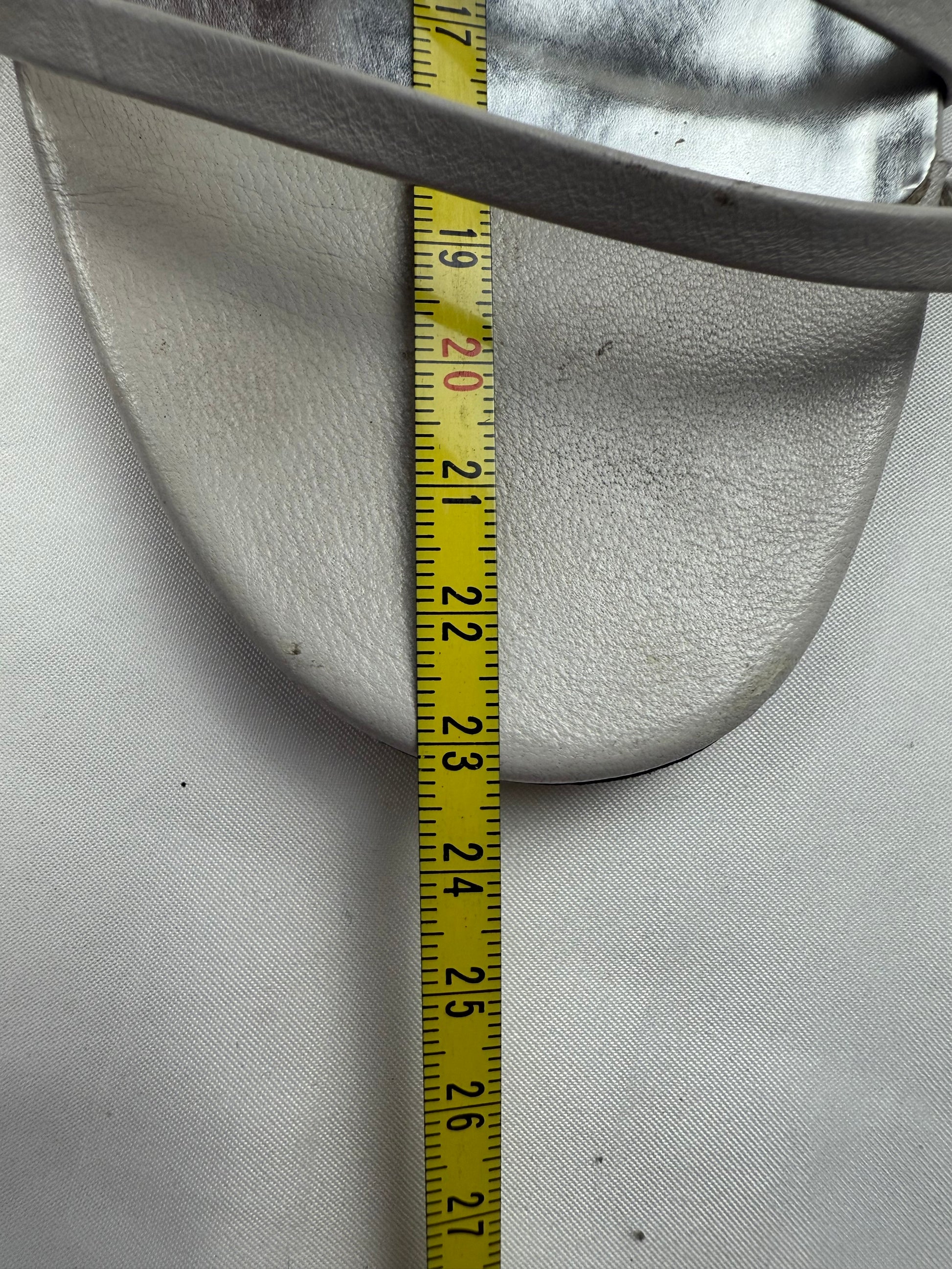 White real leather kitten heels (35/36)