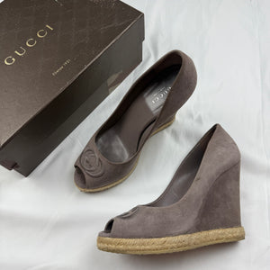 Grey suede monogram open toes wedge heels (37.5)