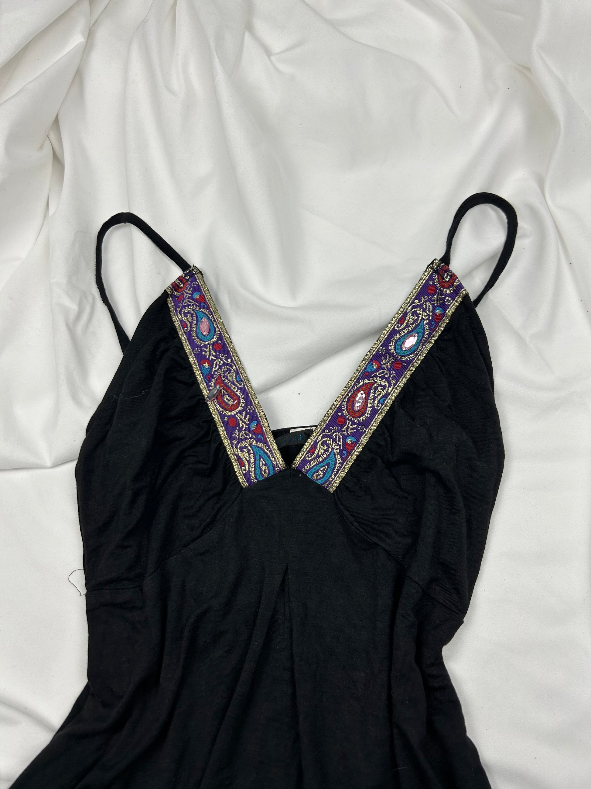 Black pearls asymmetric cami top (S)