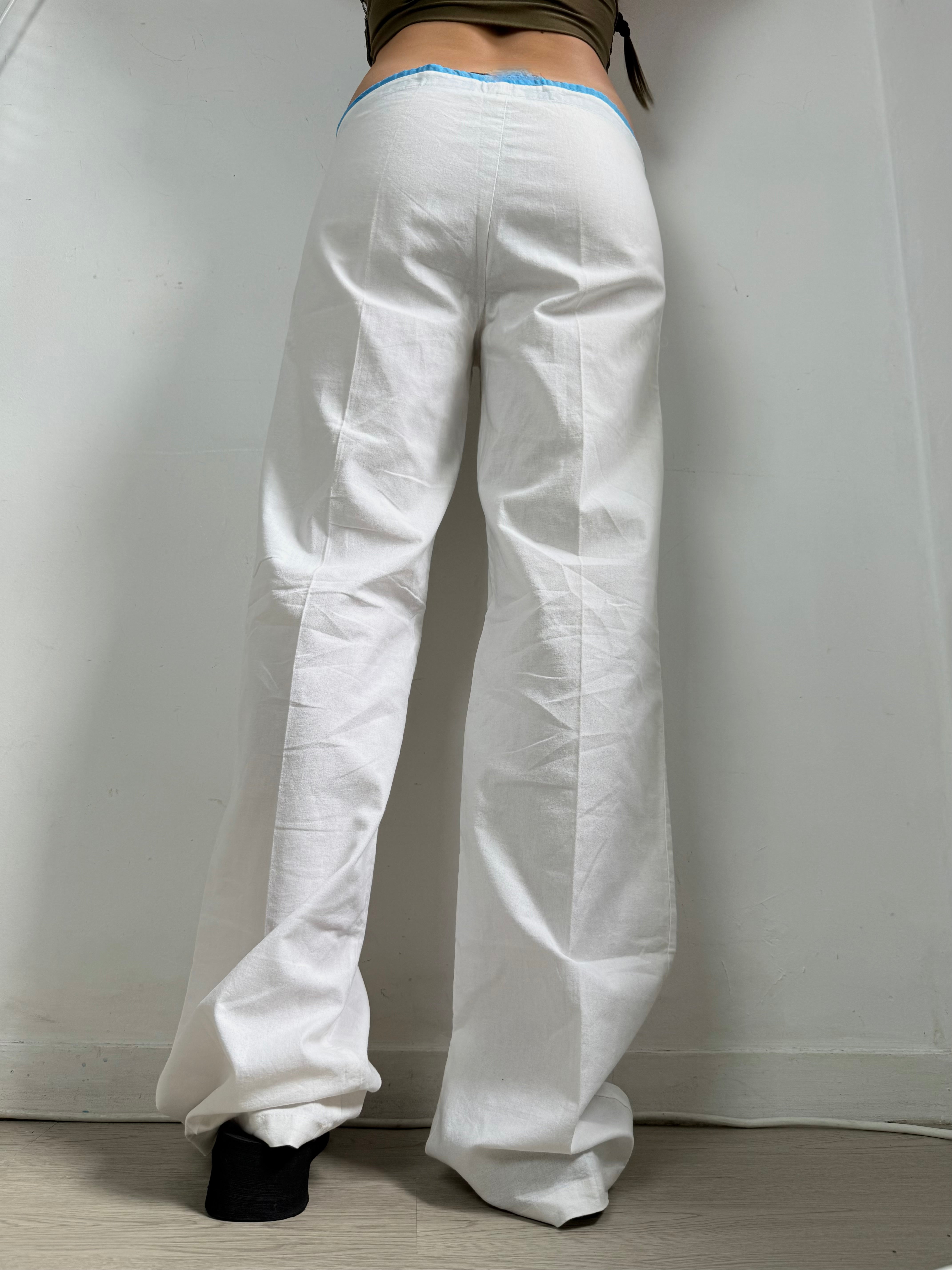 White low rise baggy pants (M/L)