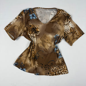 Beige cheetah graphic print  tee (XL)