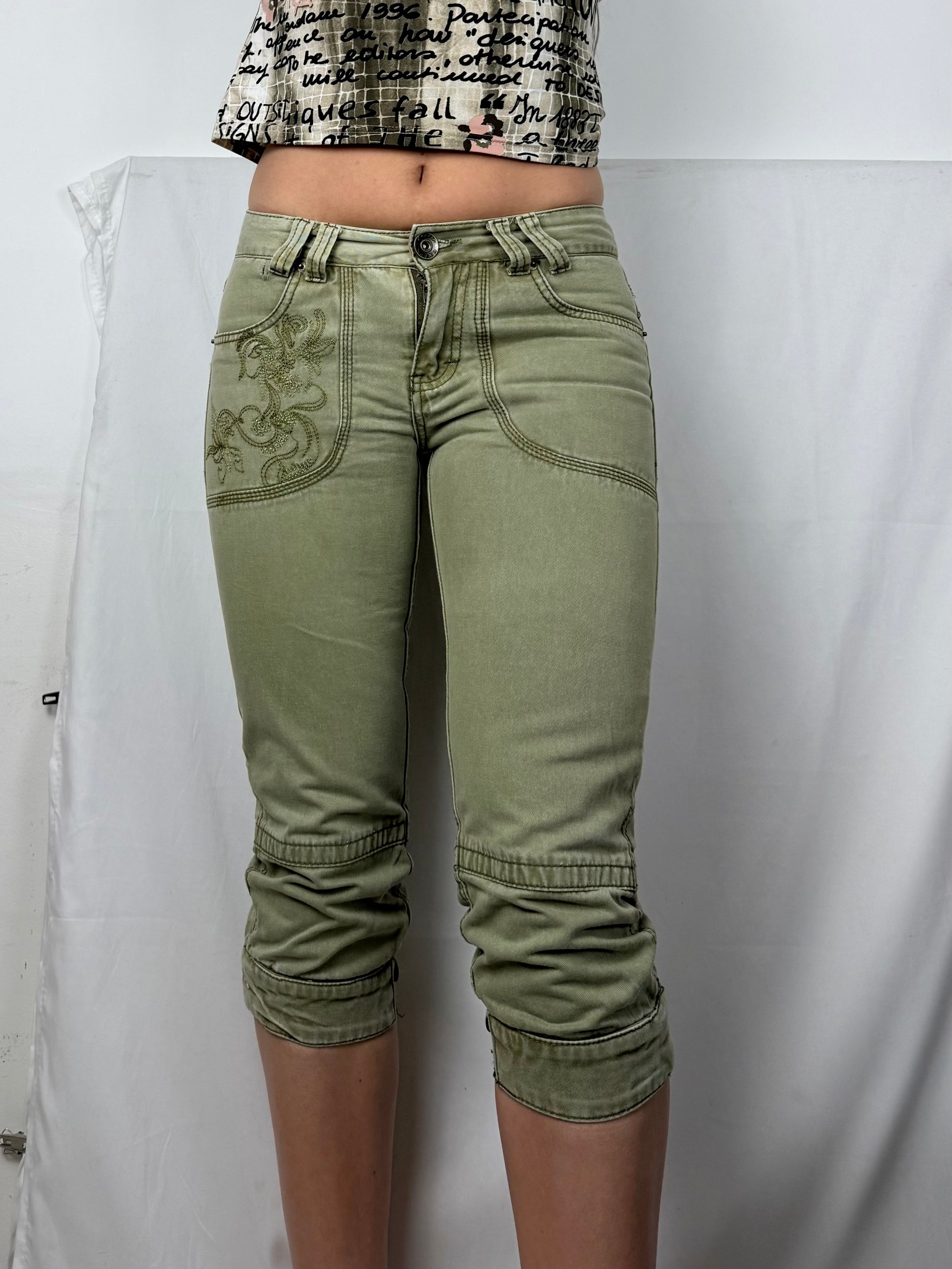 Khaki low rise denim capri pants (S)