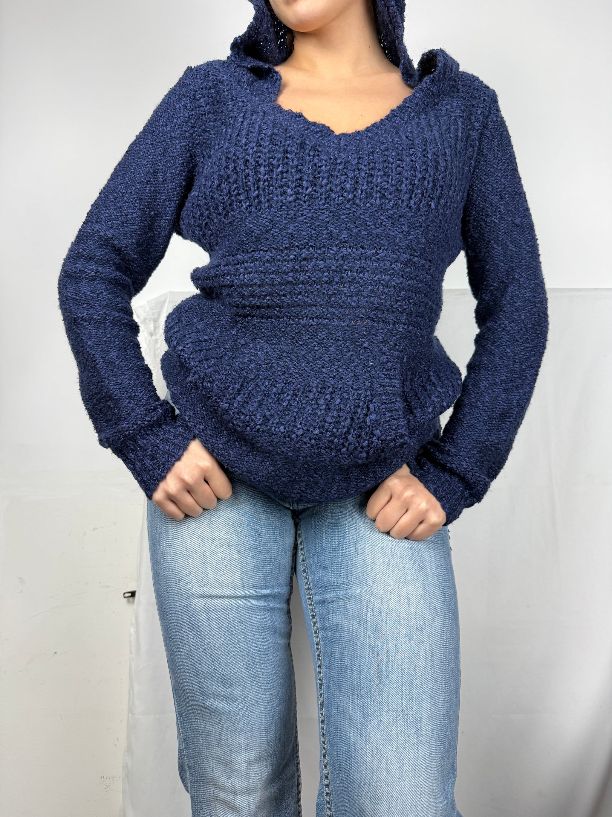 Navy hooded jumper (XL)