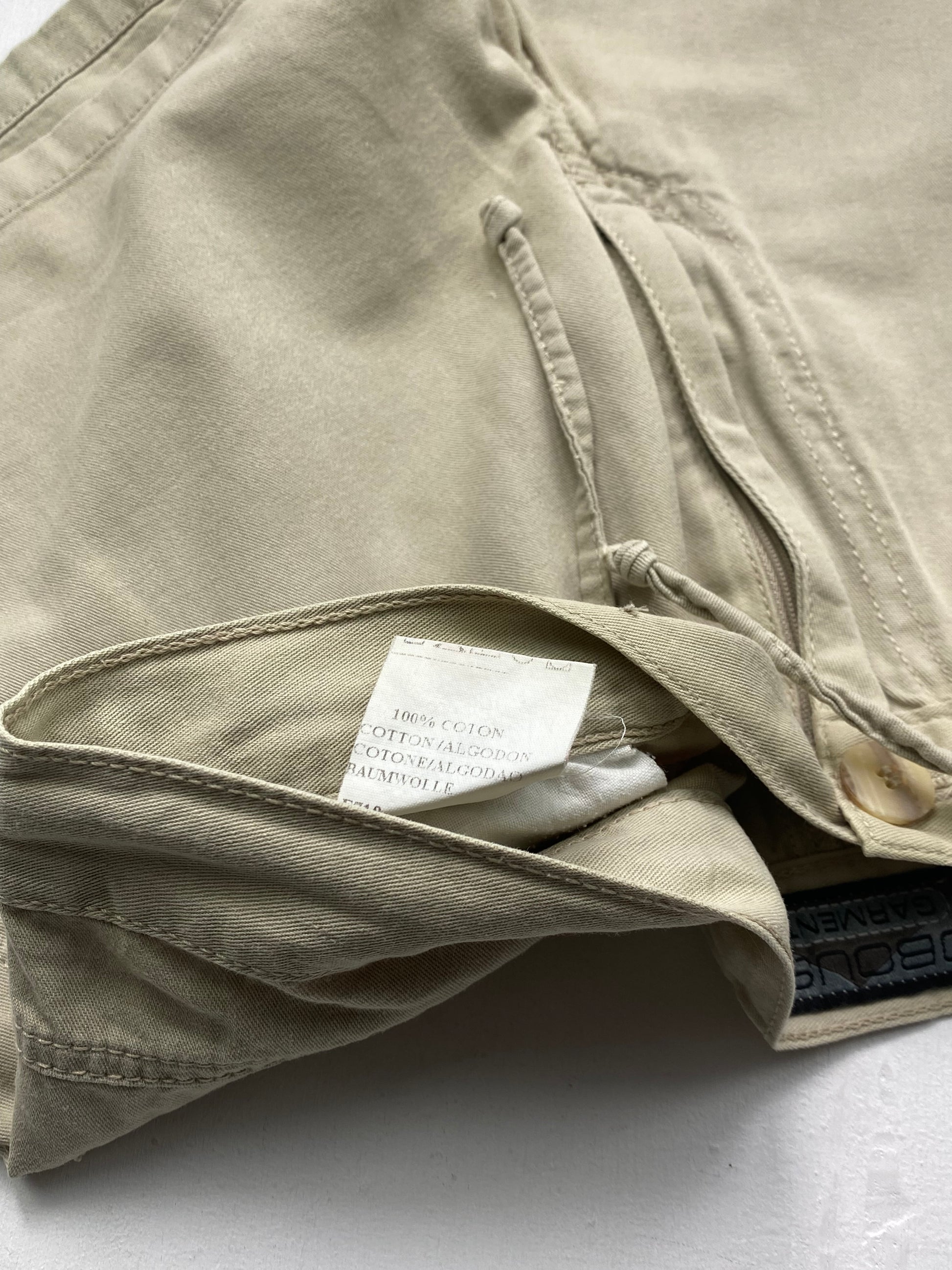 Beige 100% cotton mid rise mini short (S)