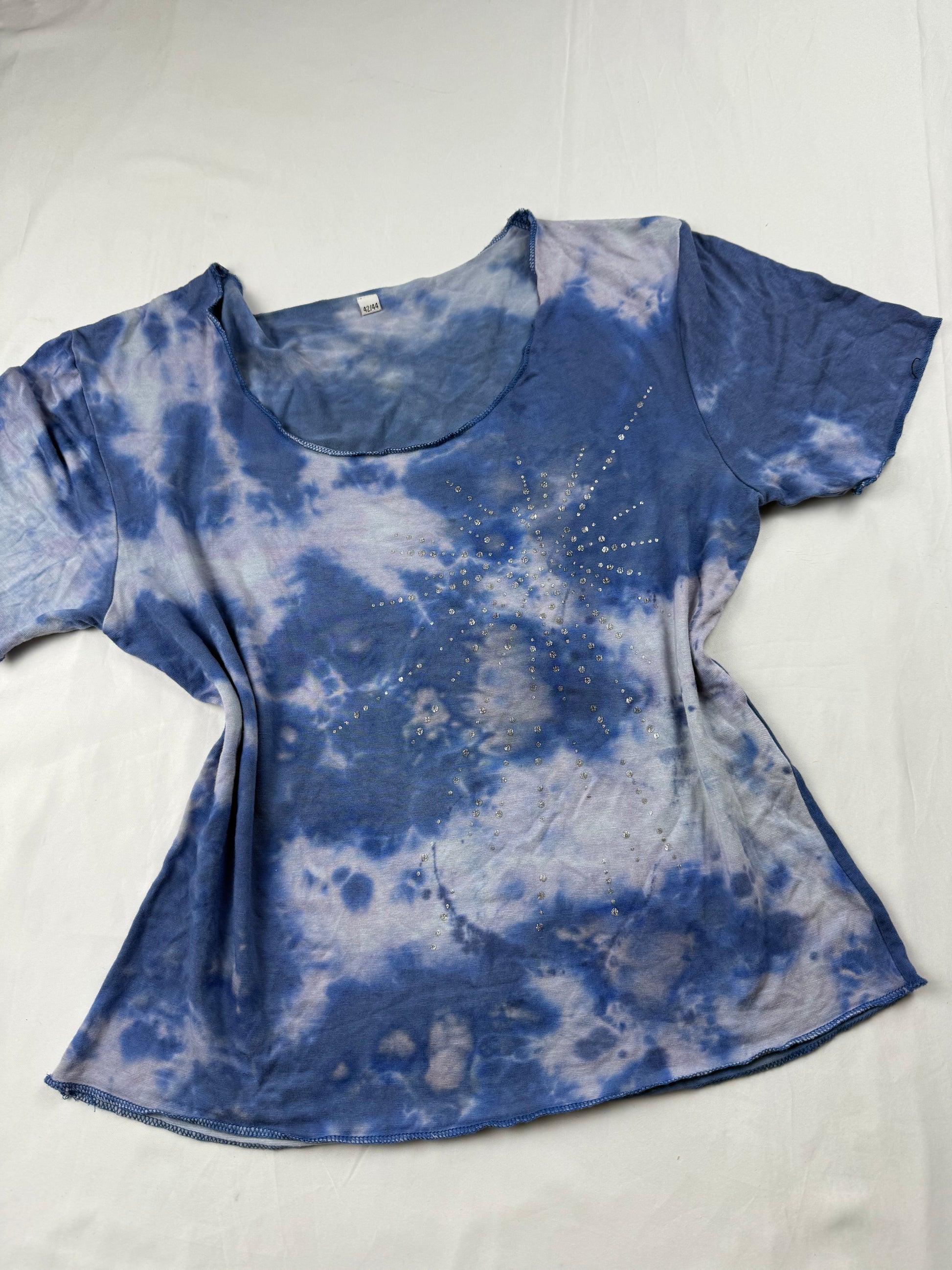 Blue tie & dye super stretchy tee (M)