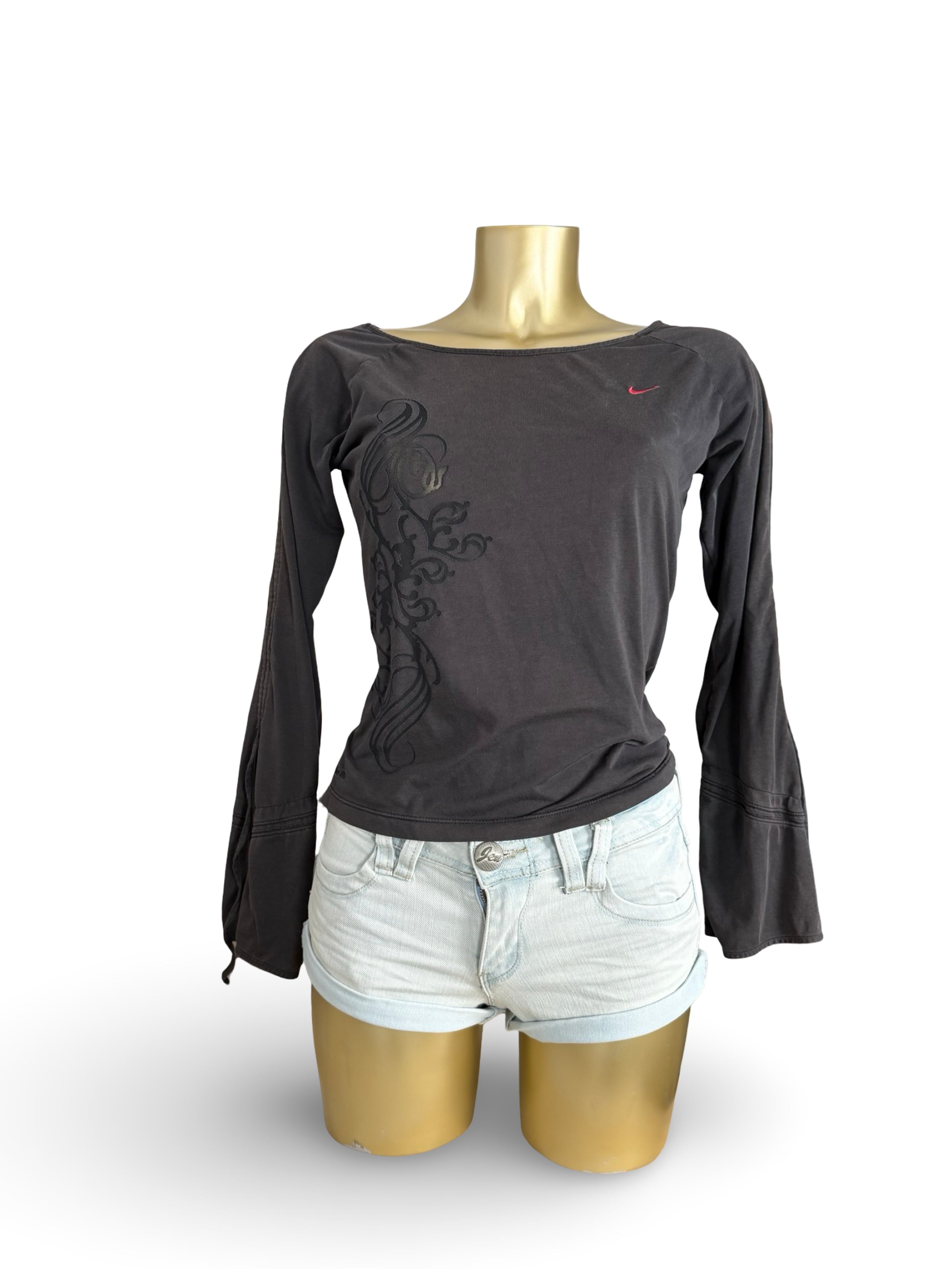 Black graphic long sleeves top (M)