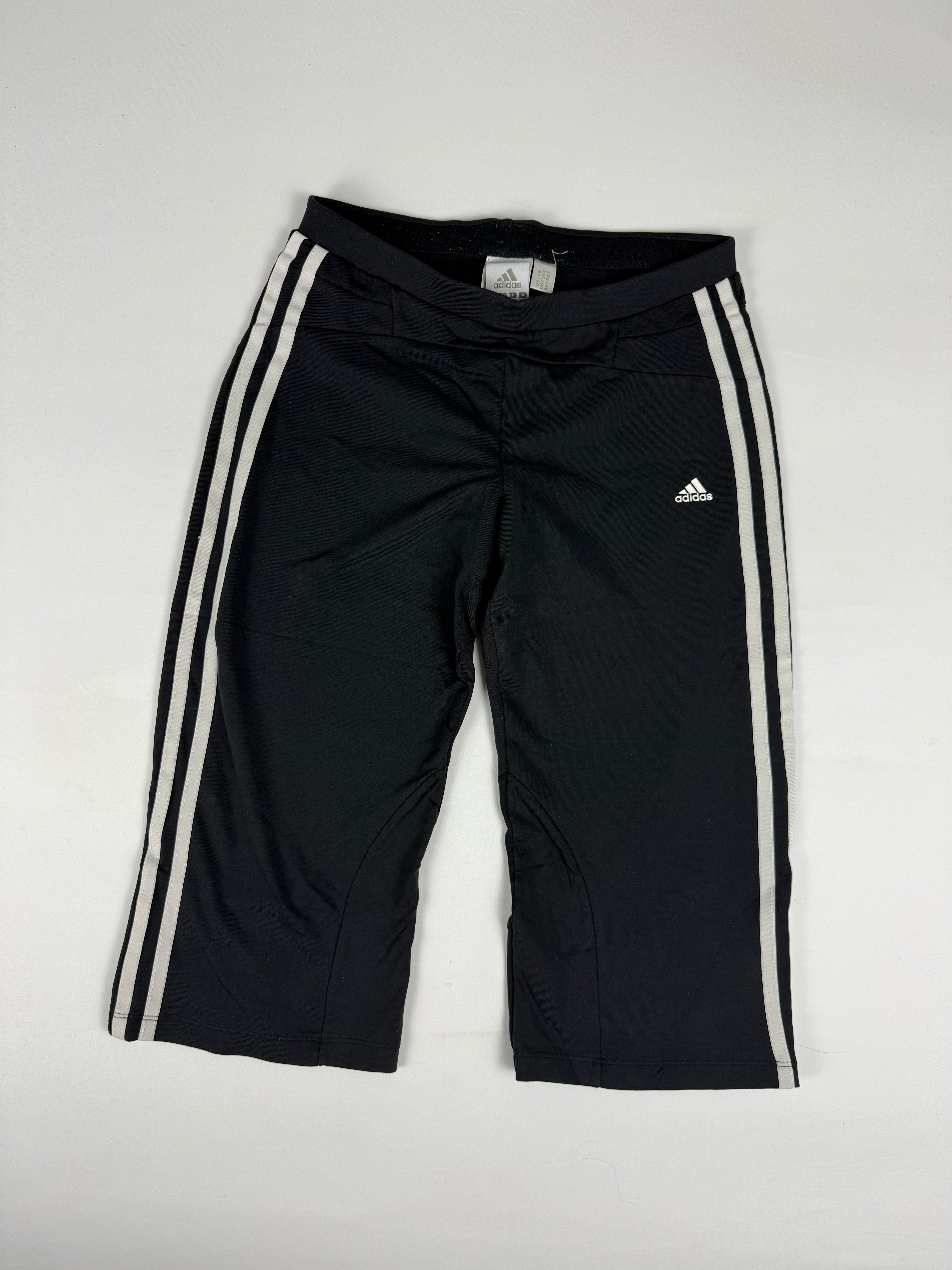 Black stretchy capri pants (L)