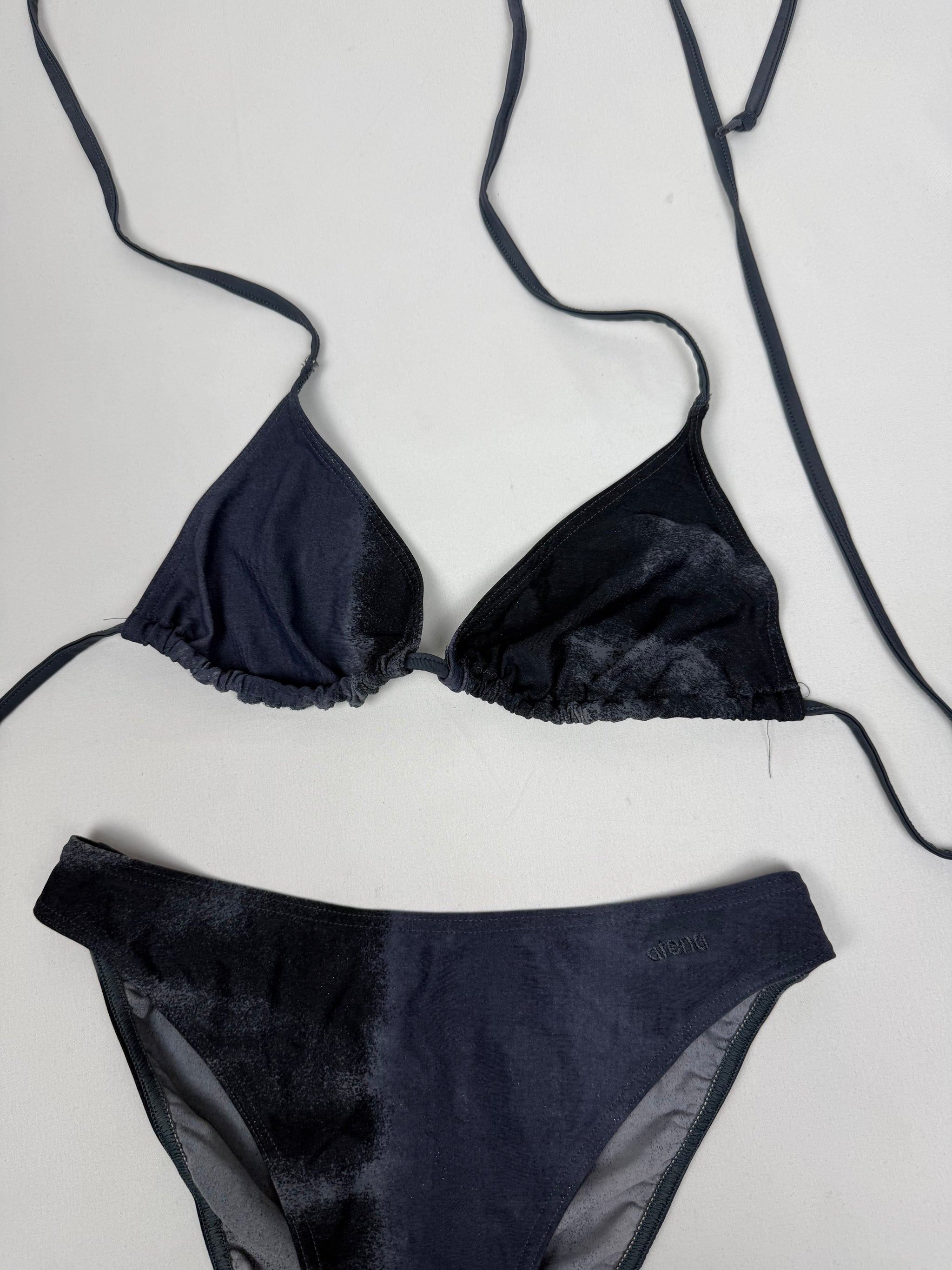 Navy graphic low rise bikini set (M)