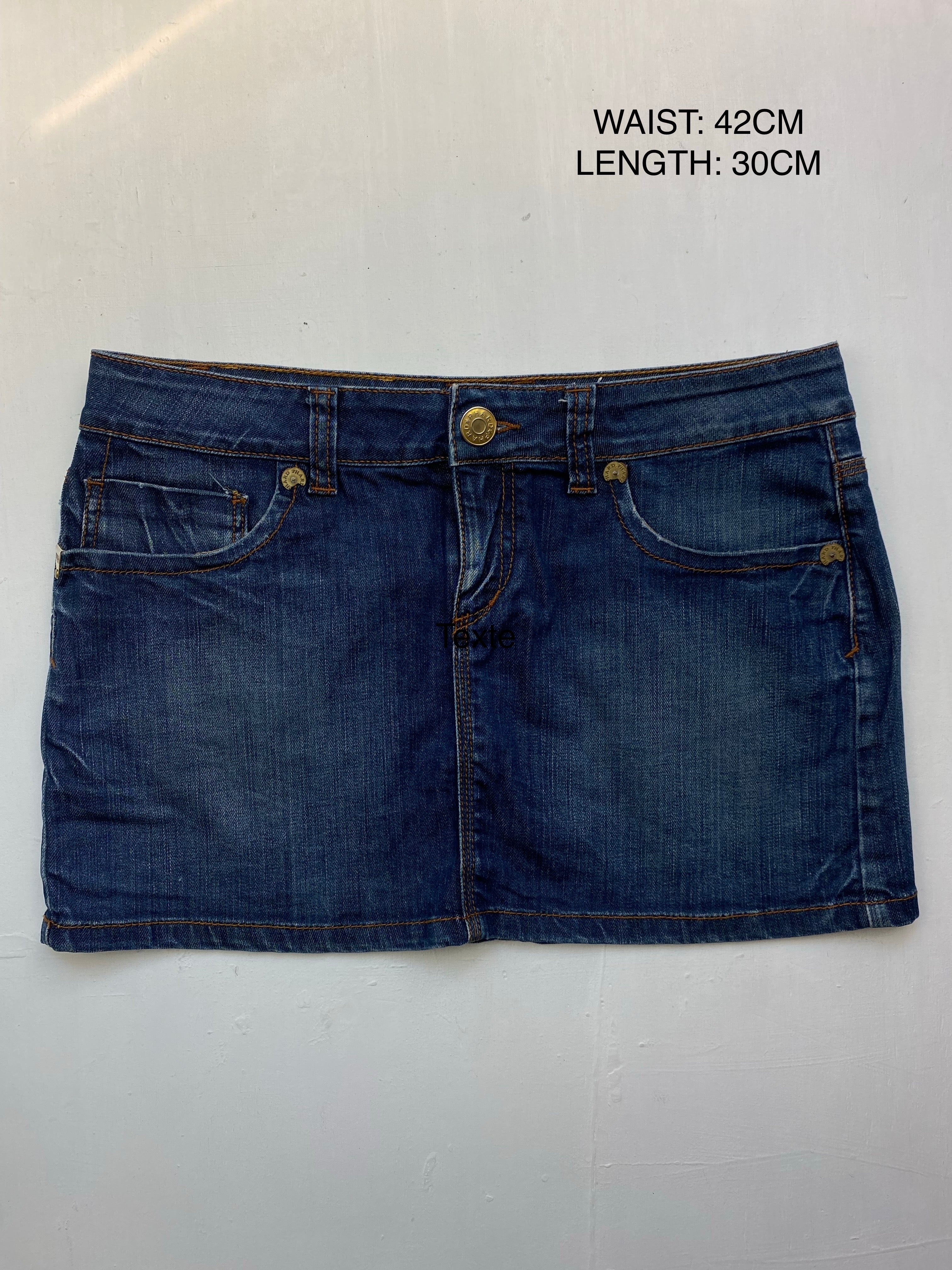 Blue denim low rise mini skirt (L)