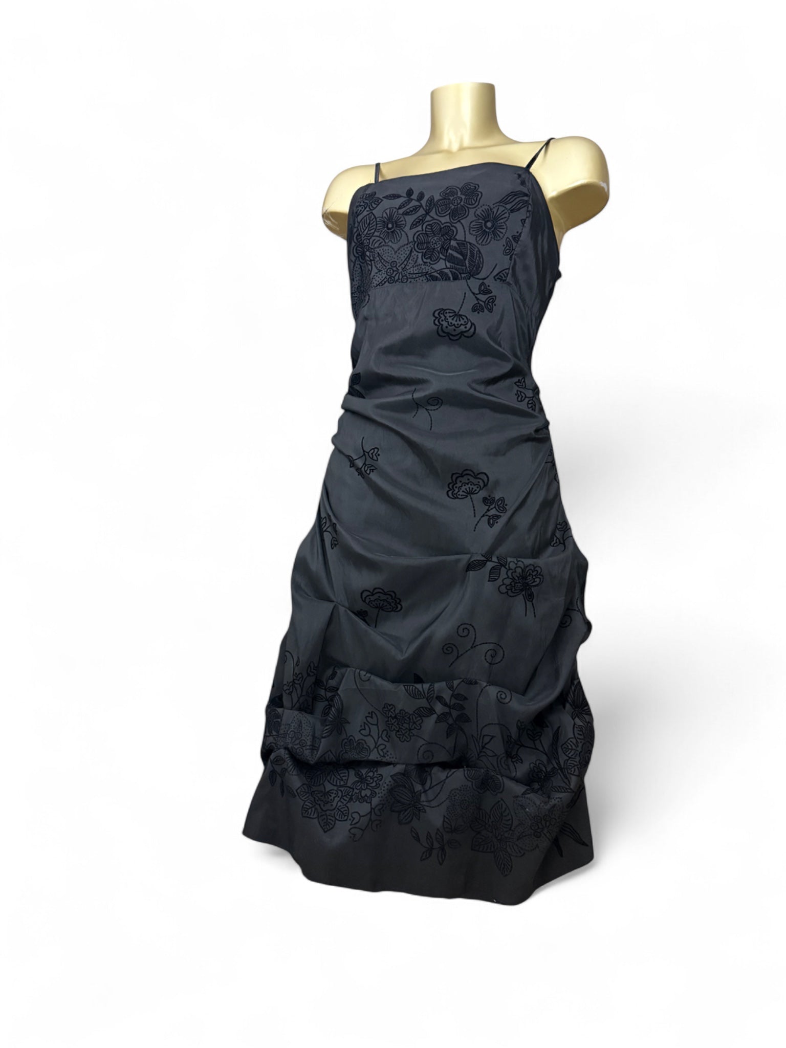 Black pleated night out maxi dress (S/M)