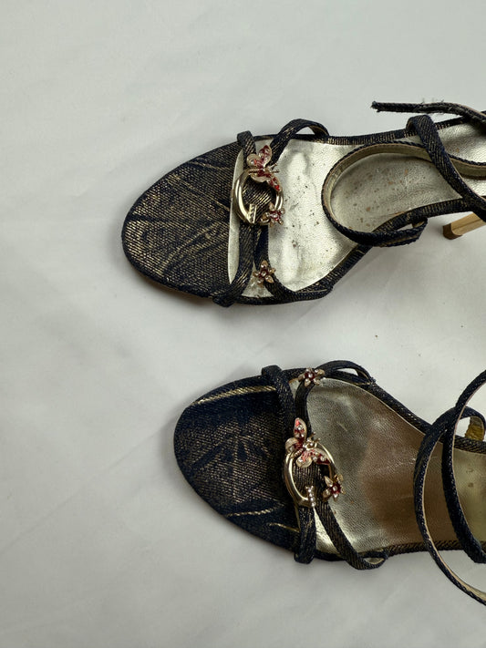 Navy butterfly charms heels (37)