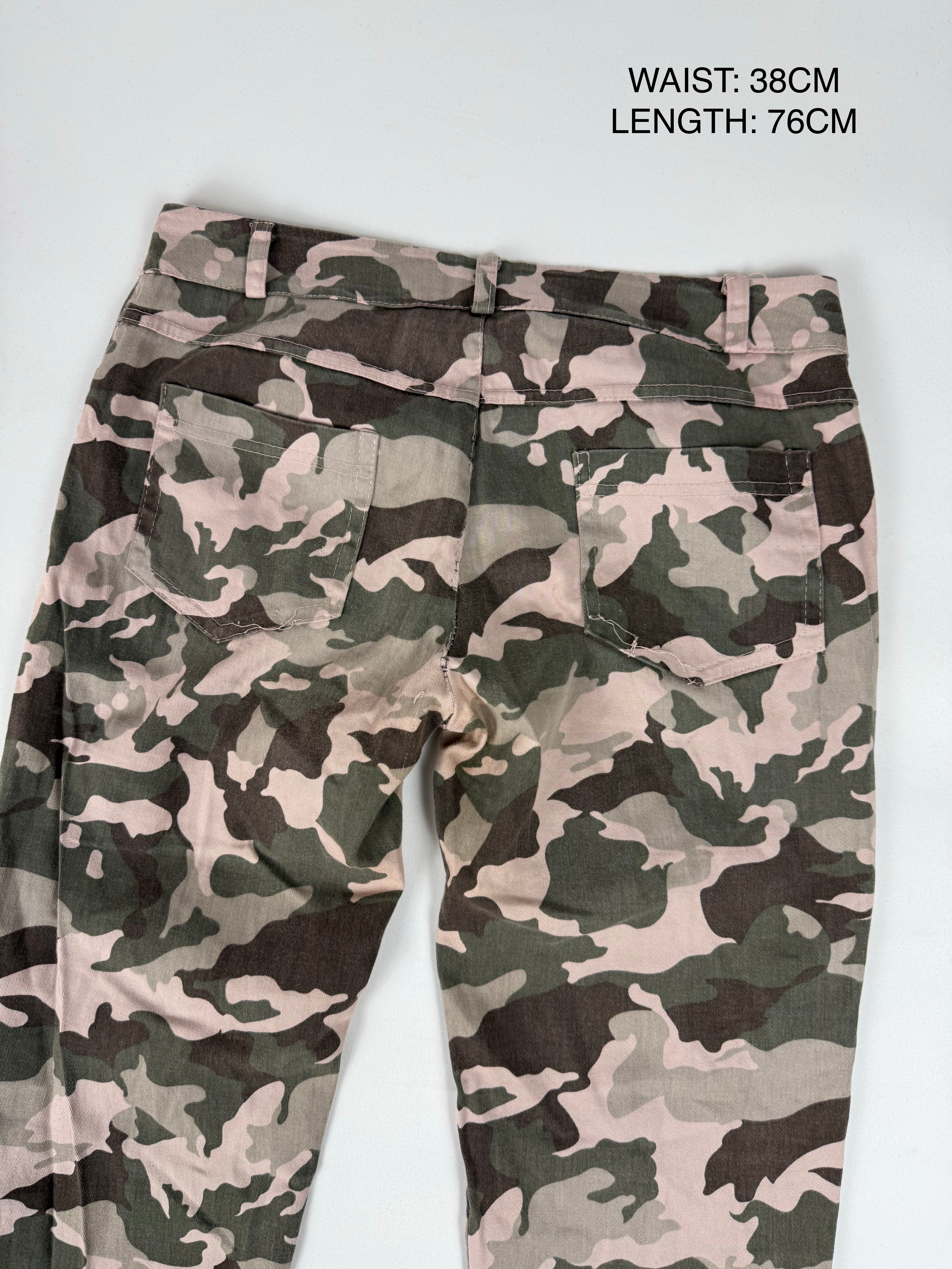 Khaki camo print cami pants (M)