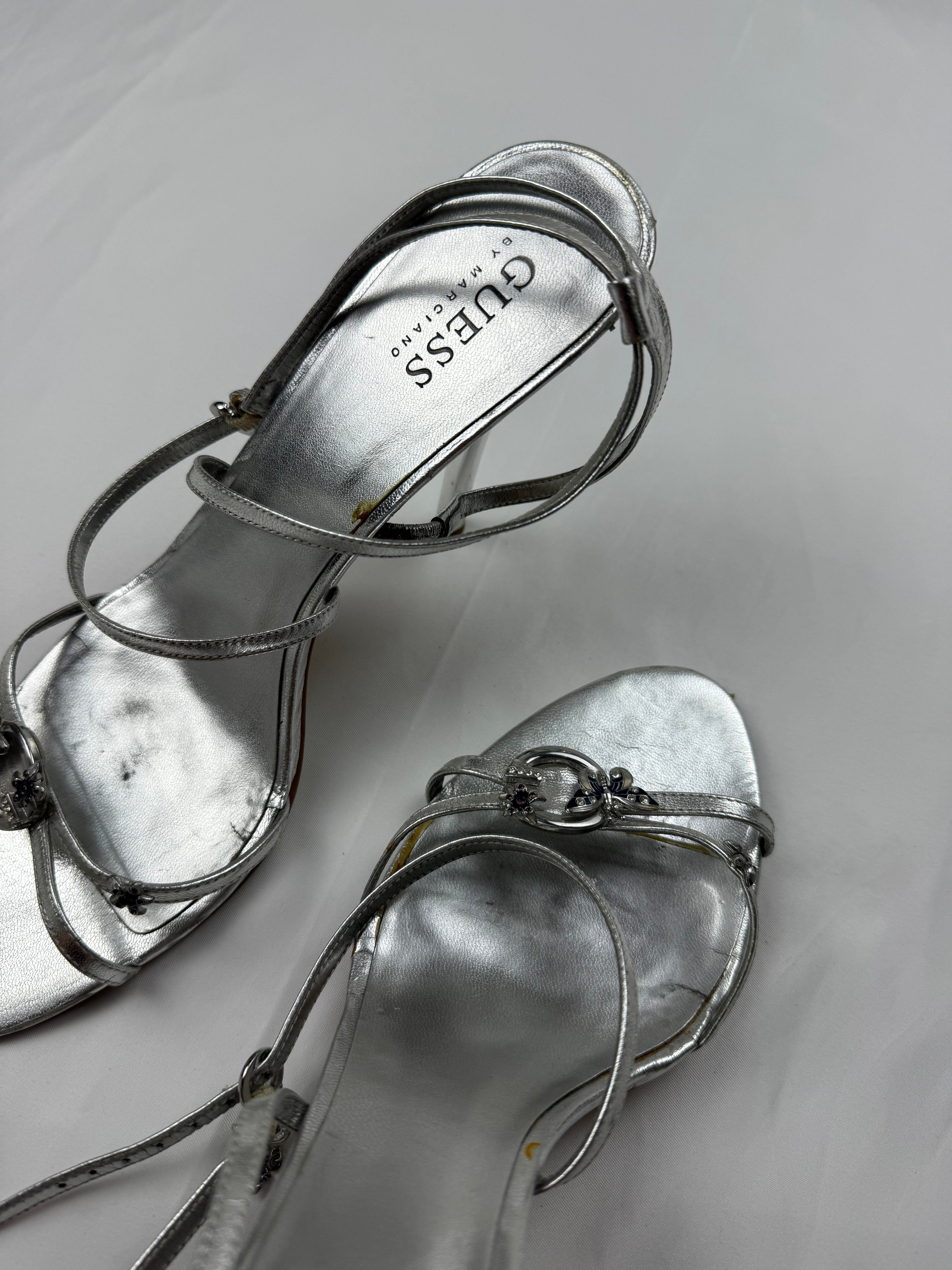 Silver butterfly charms heels (39)