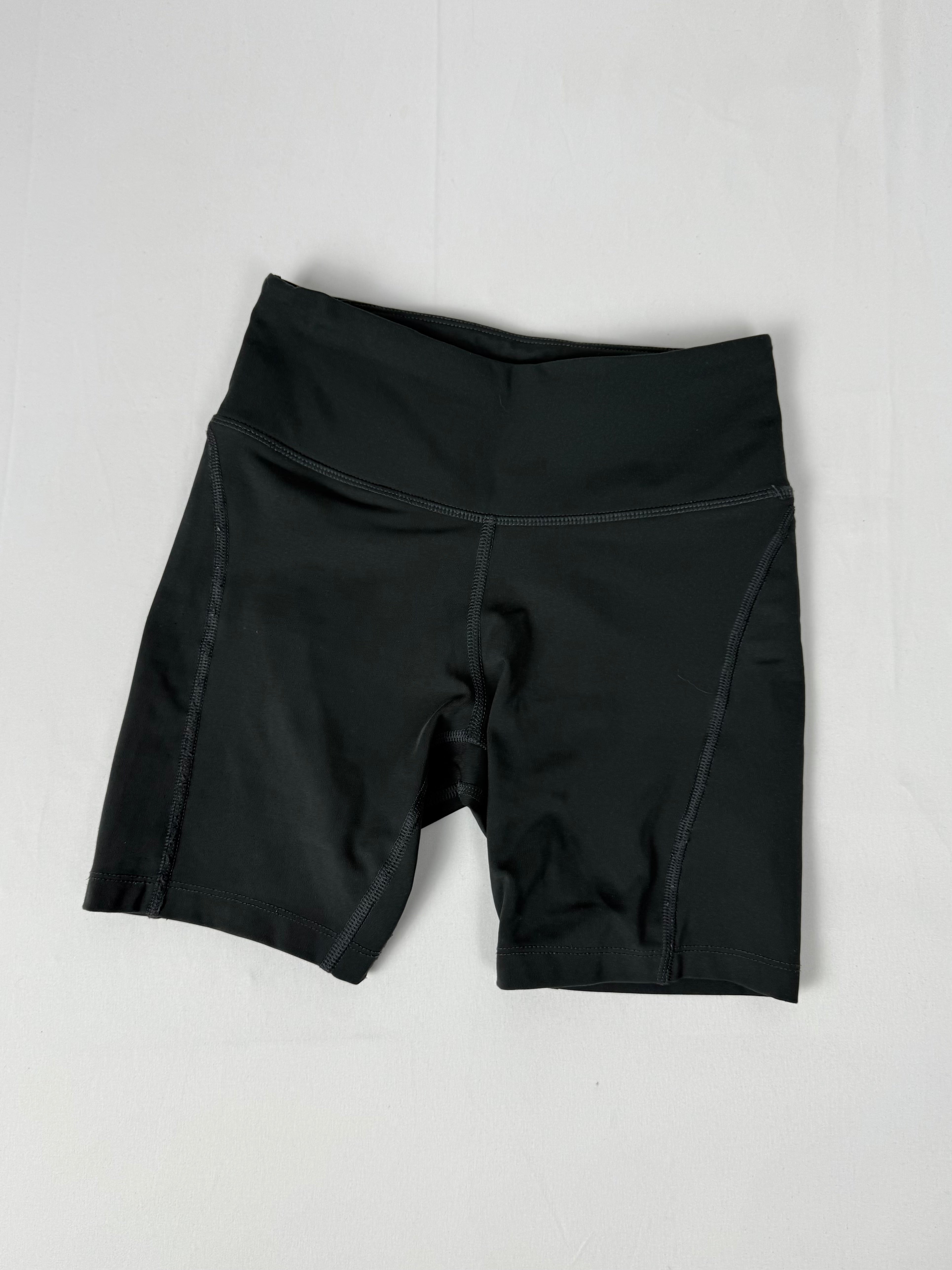 Black activewear mini short (XS/S)