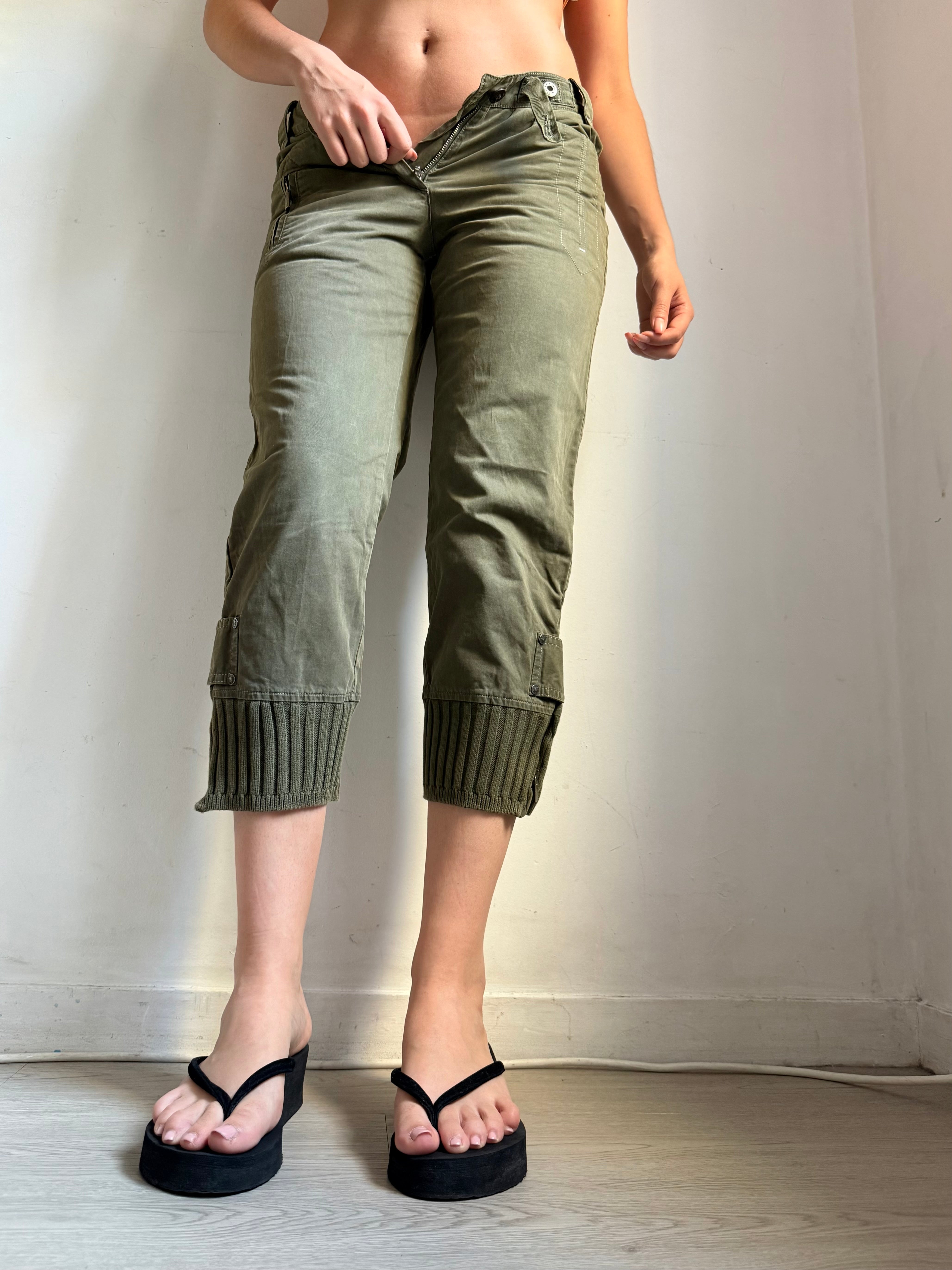 Khaki denim capri pants (S)
