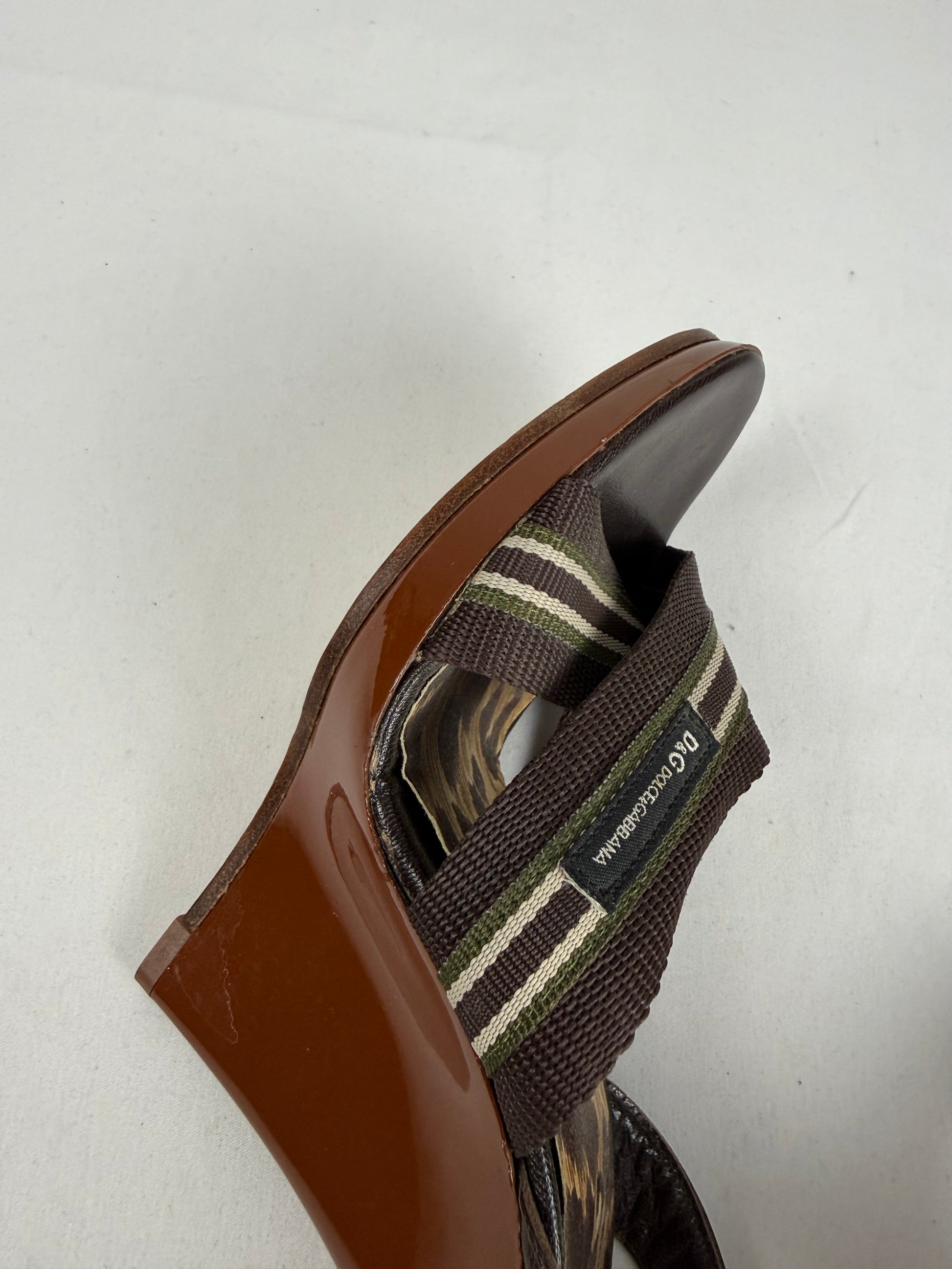 Brown wedge heels (37)