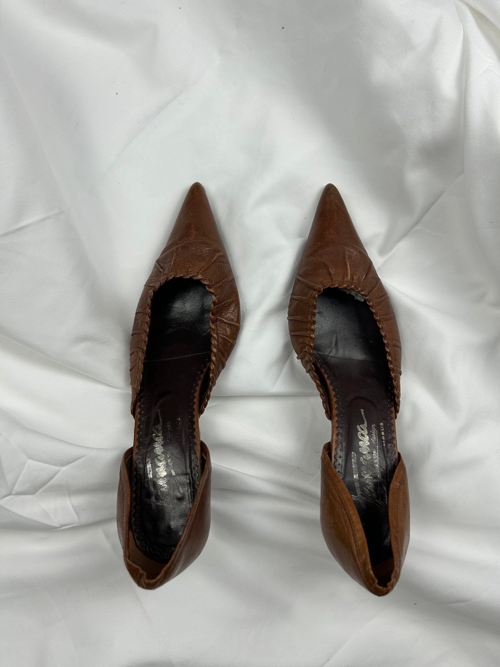 Brown real leather pointed toes shoes (37)