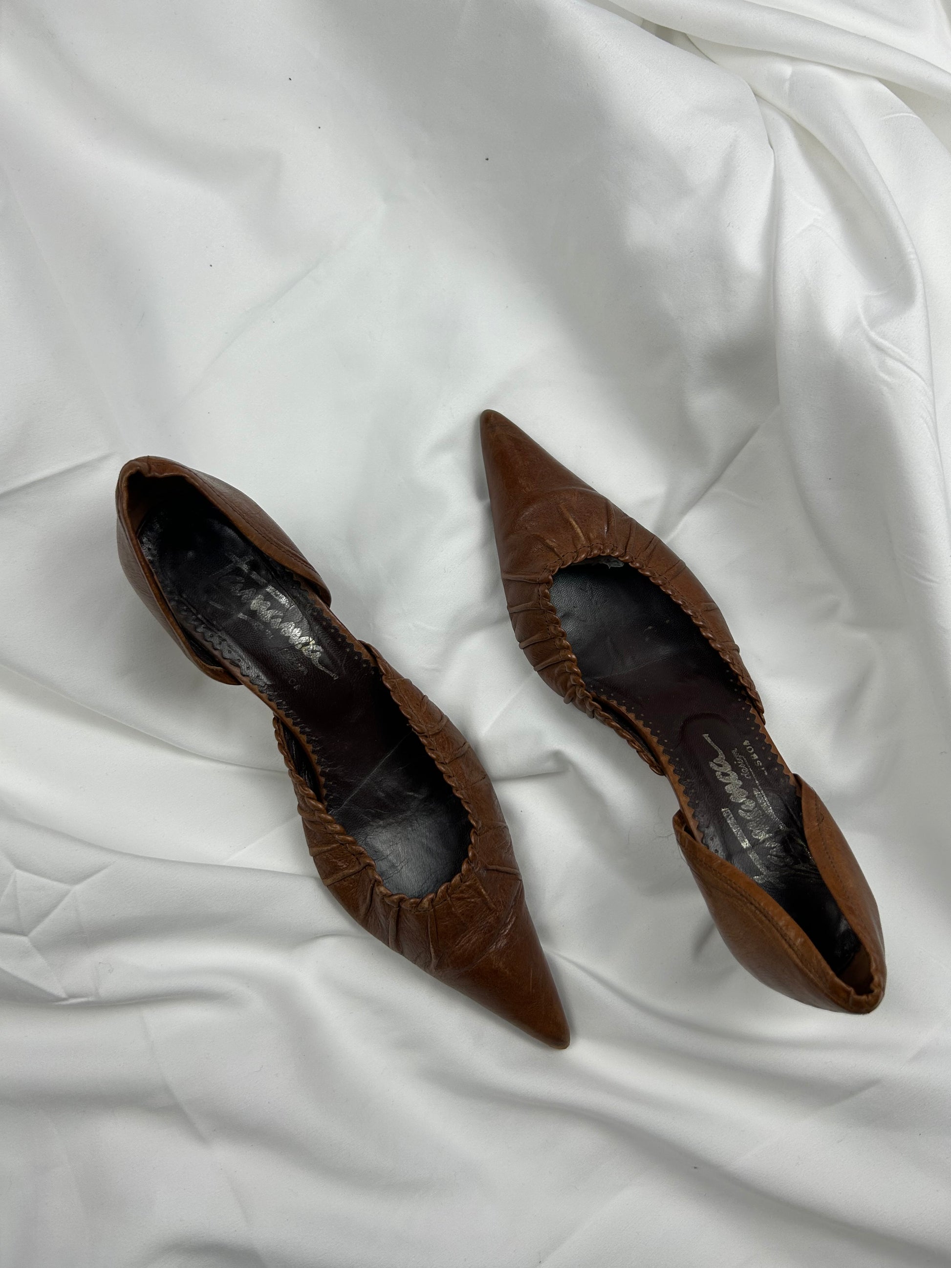 Brown real leather pointed toes shoes (37)