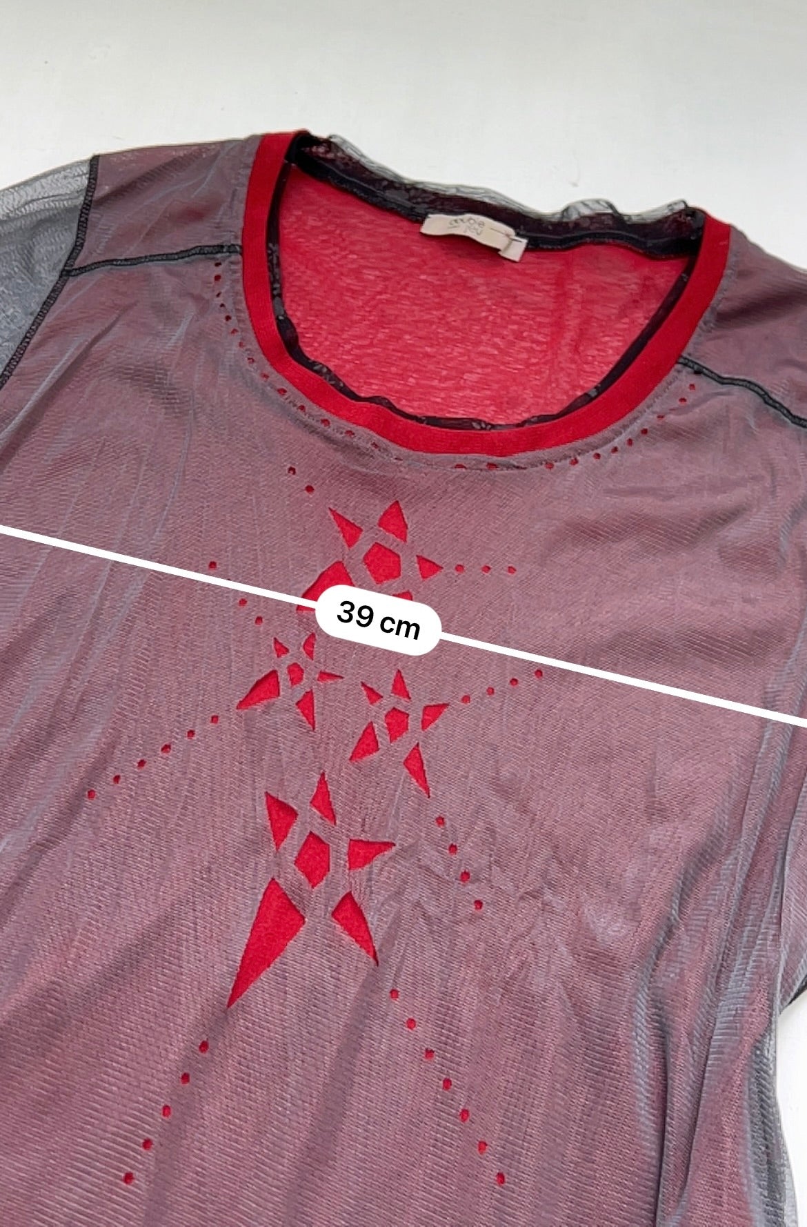 Grey & red mesh lined long sleeves top (M/L)