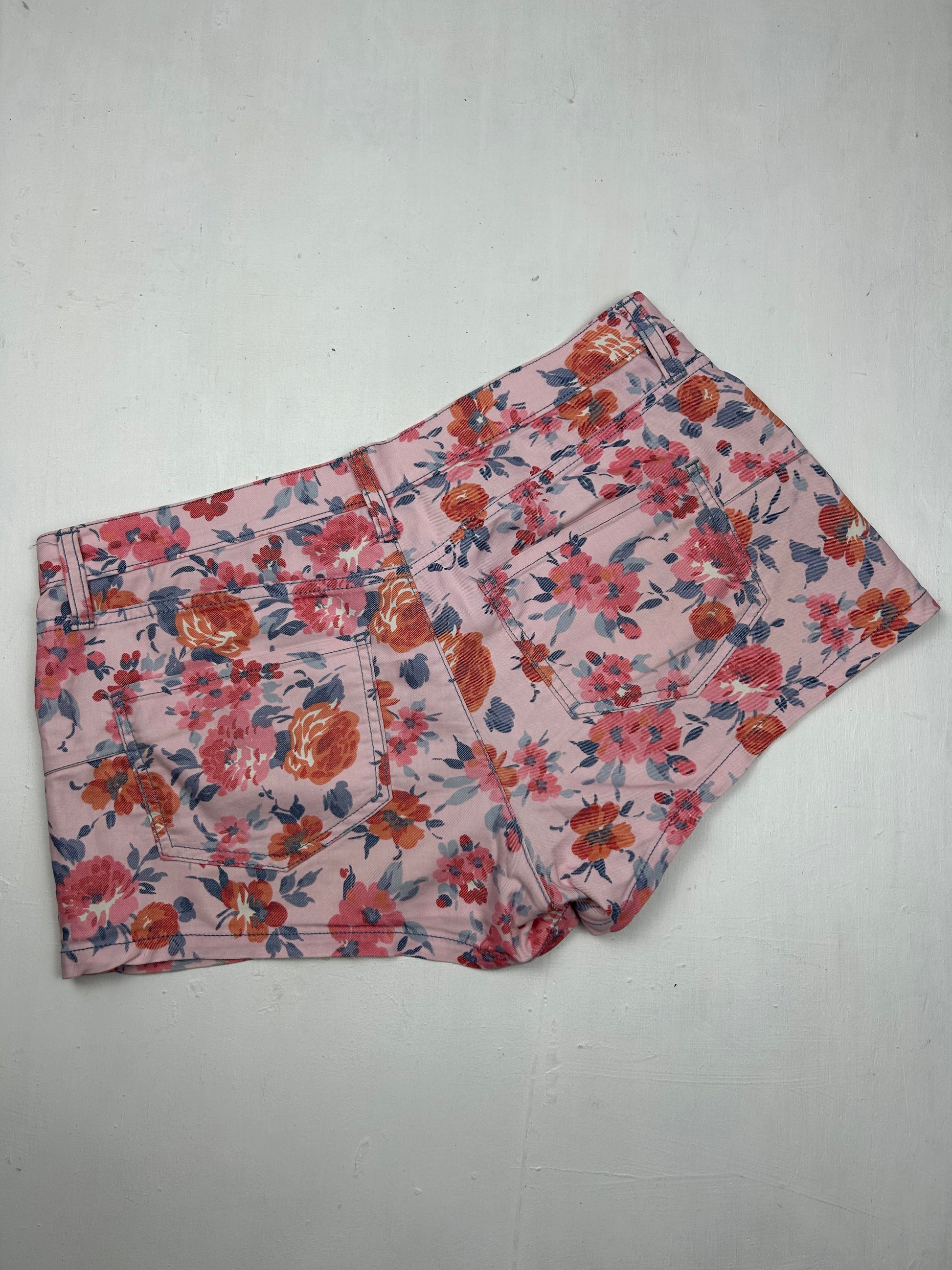 Pink floral low rise denim mini short (M/L)