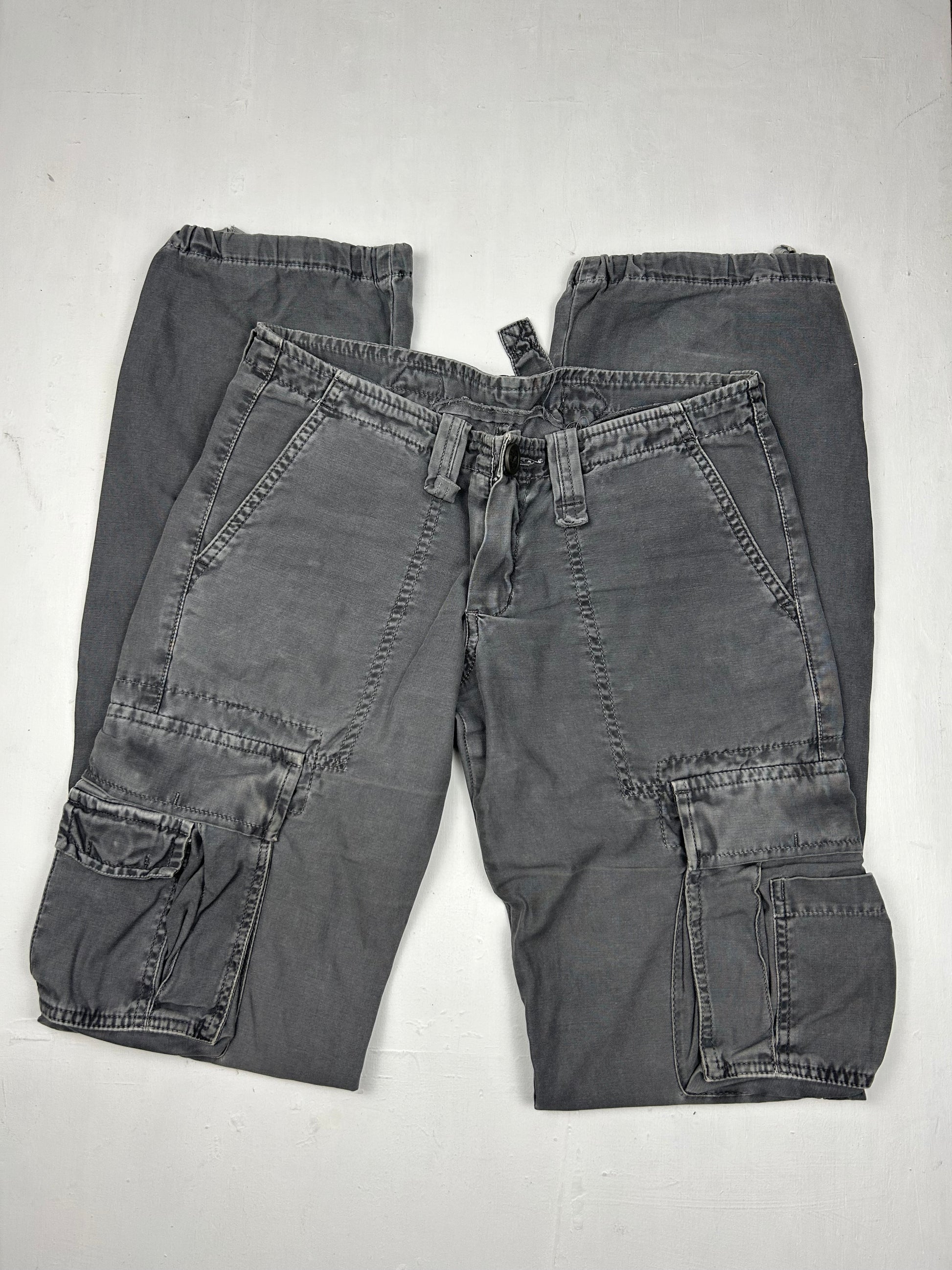 Grey cargo denim low rise baggy pants (XS)