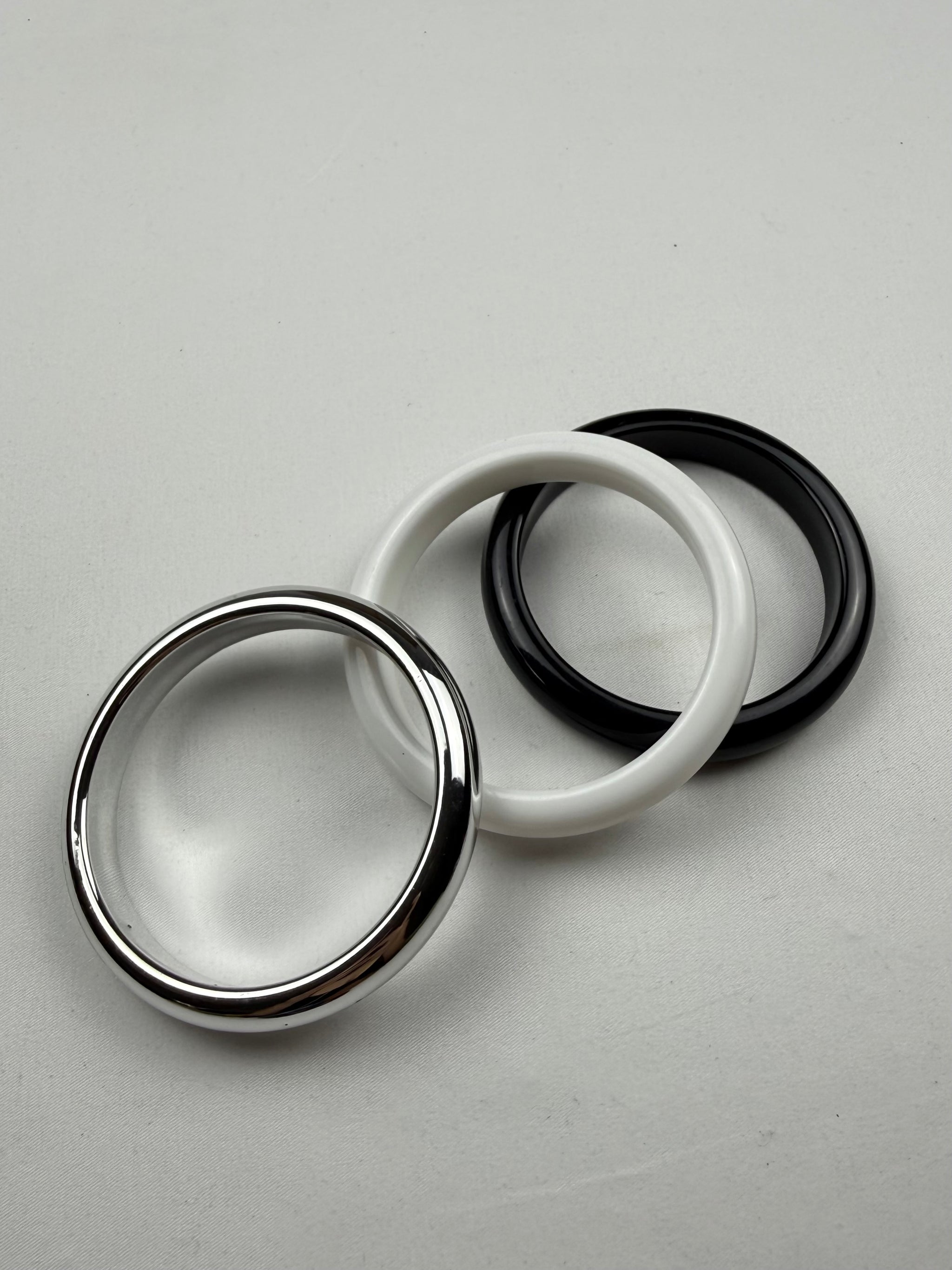 Set of 3 inox bangle bracelets