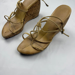 Beige real leather wedge heels (39.5)