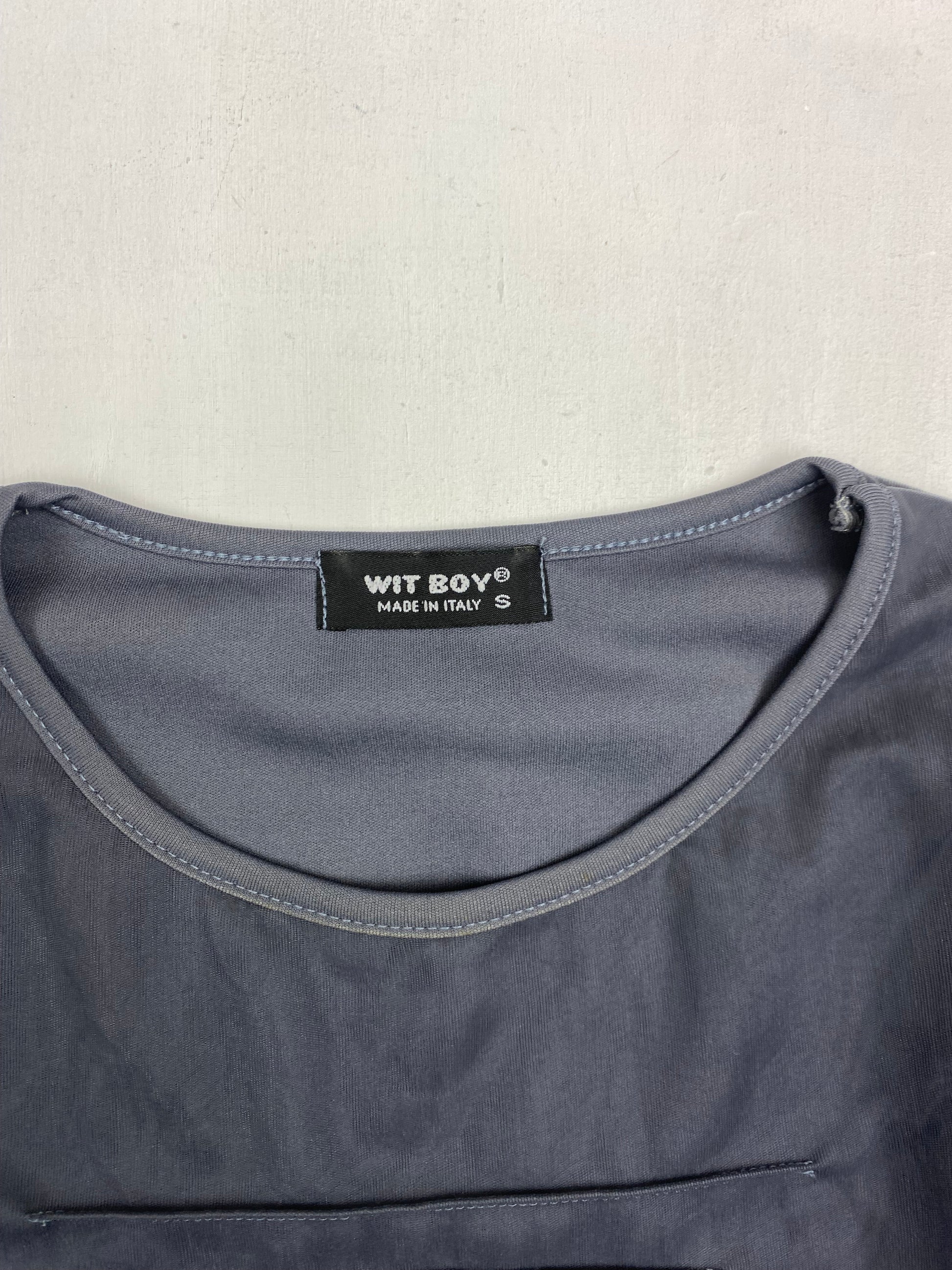 Grey mesh lined tee (M)