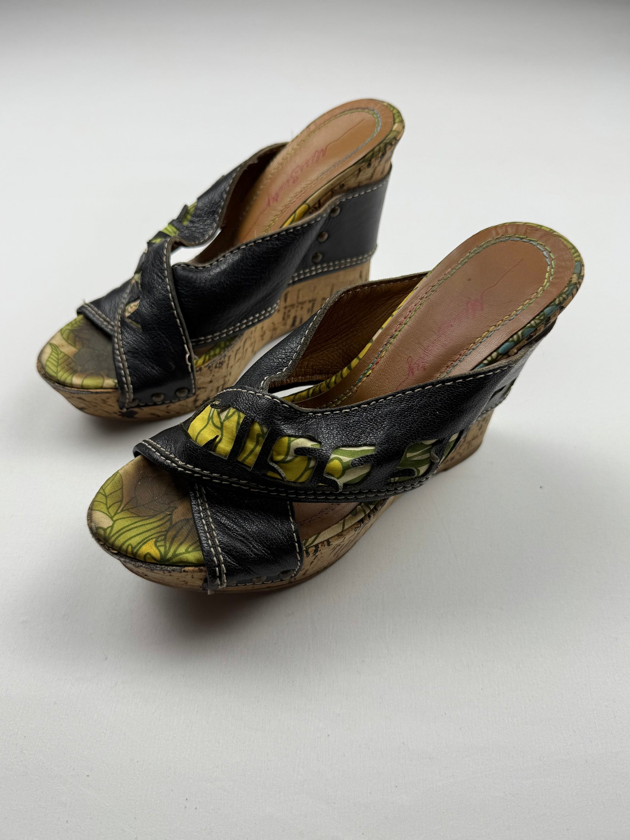 Black leather wedge heels (37)