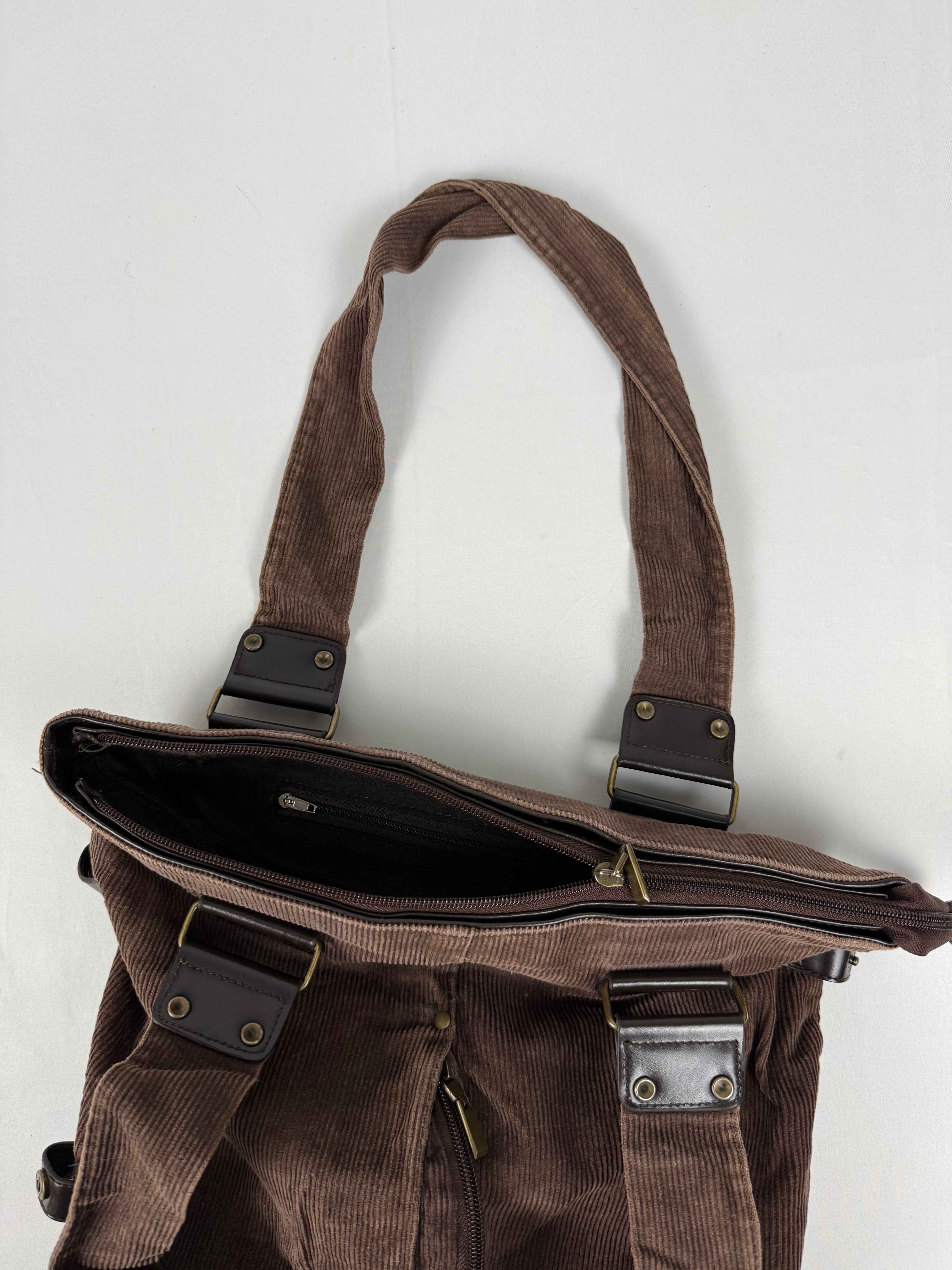 Brown velvet ribbed shoulder bag (37x36 cm)