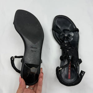 Black flower appliquée kitten heels sandals (37)