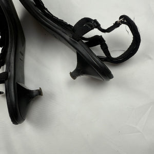 Black flower appliquée kitten heels sandals (37)