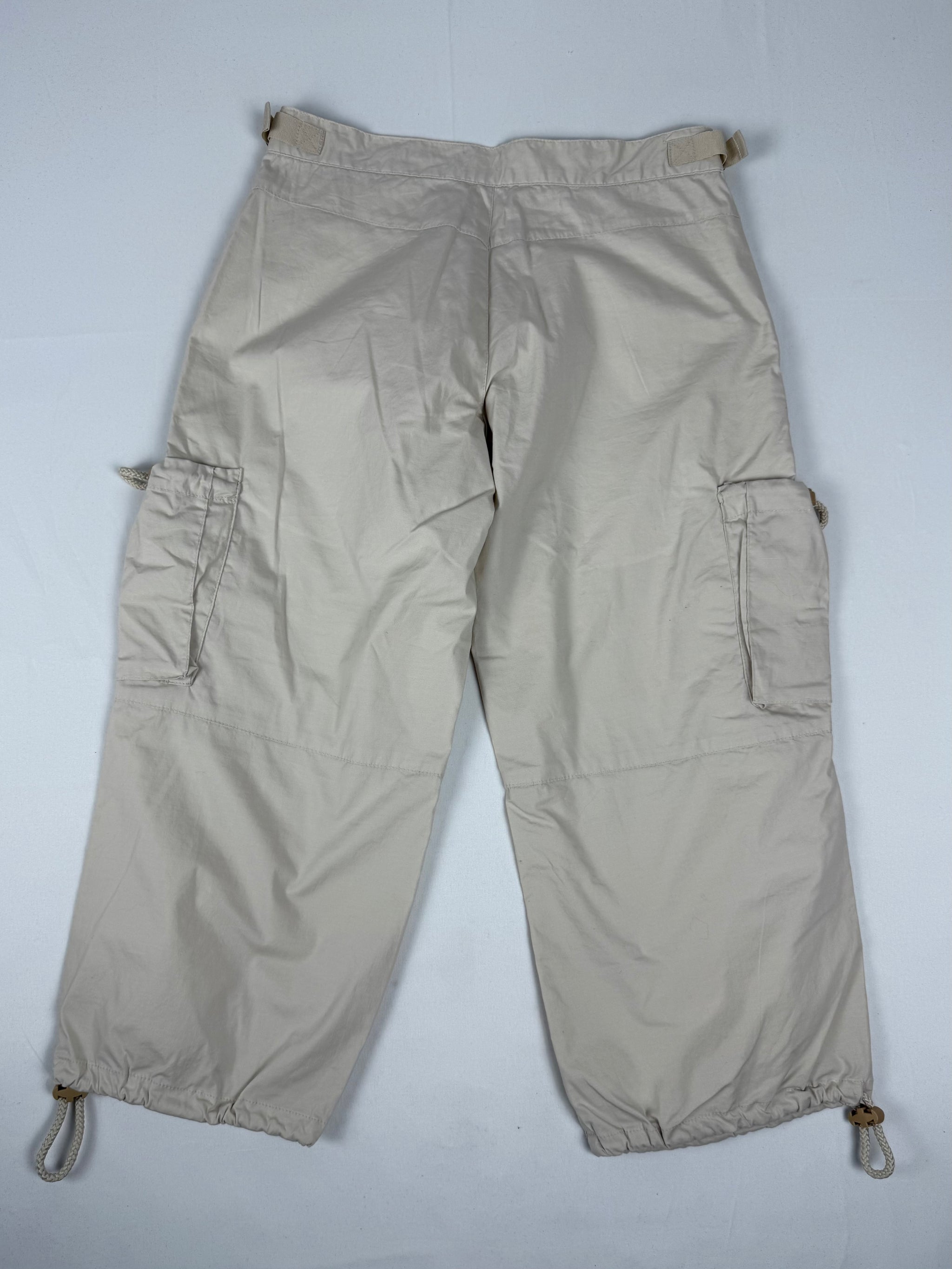 Cream low rise utility capri pants (S)