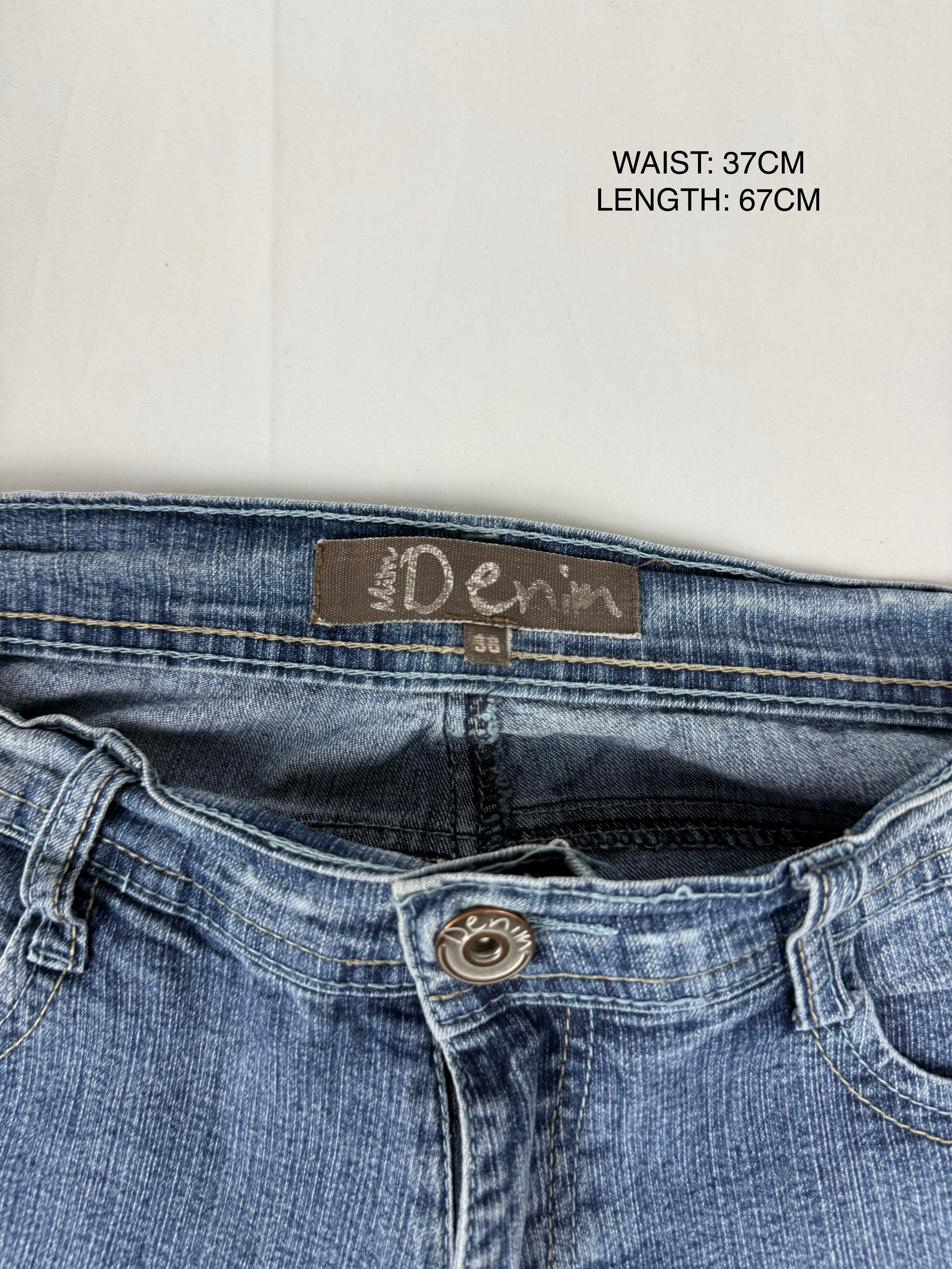 Blue denim low rise capri pants (S/M)