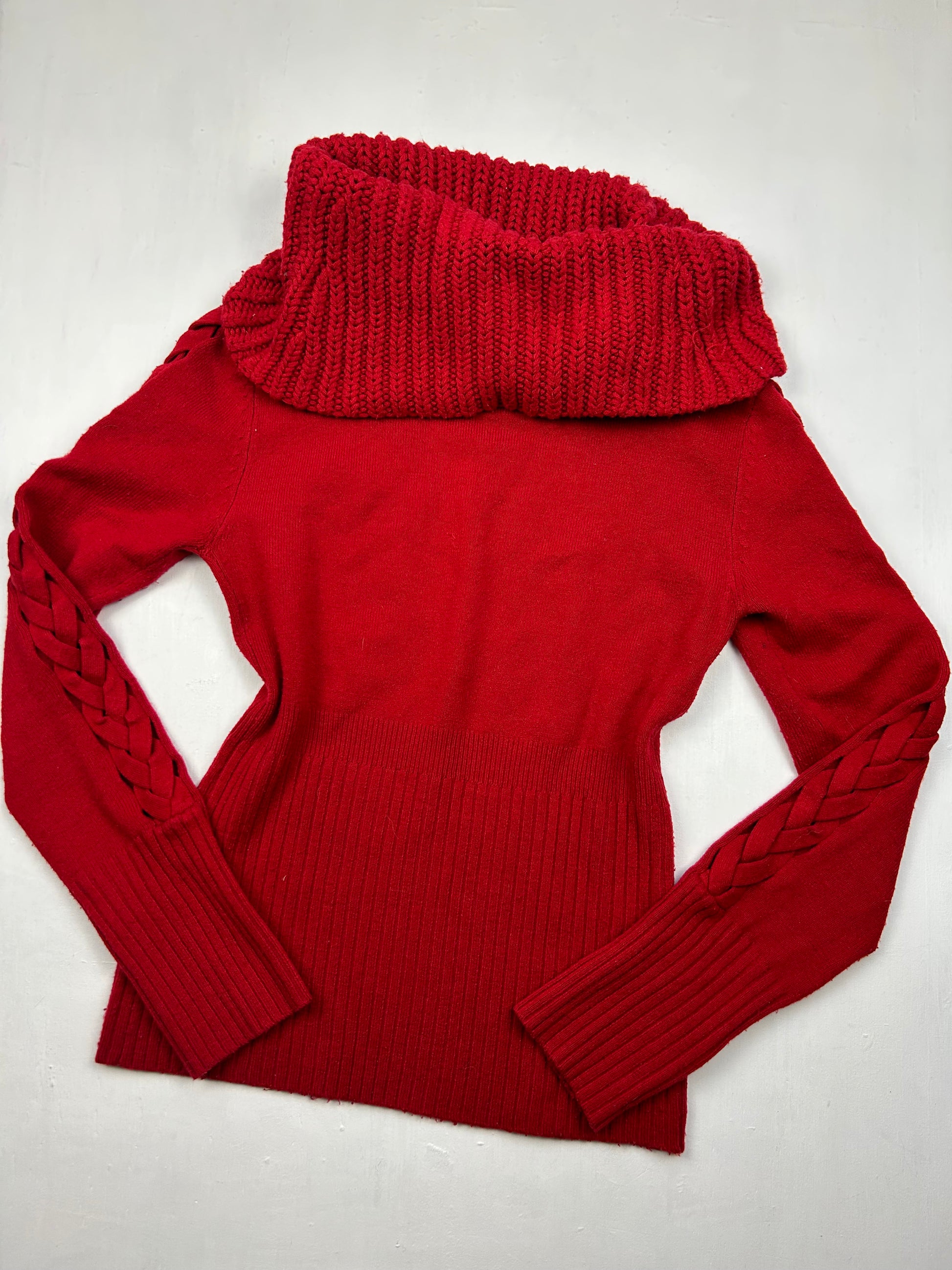 Red turtleneck jumper (S/M)