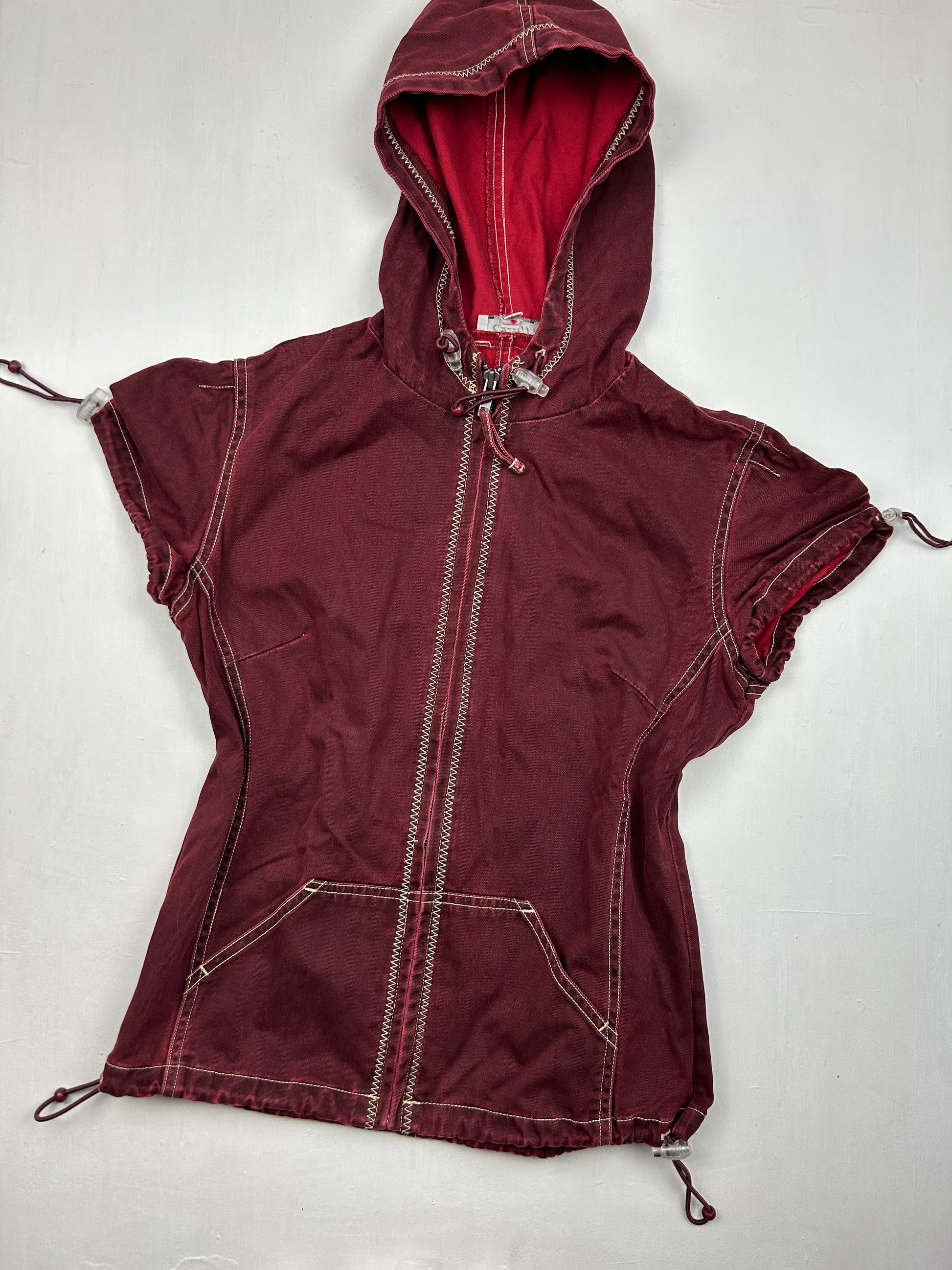 Burgundy red zip up hoodie tee (S)