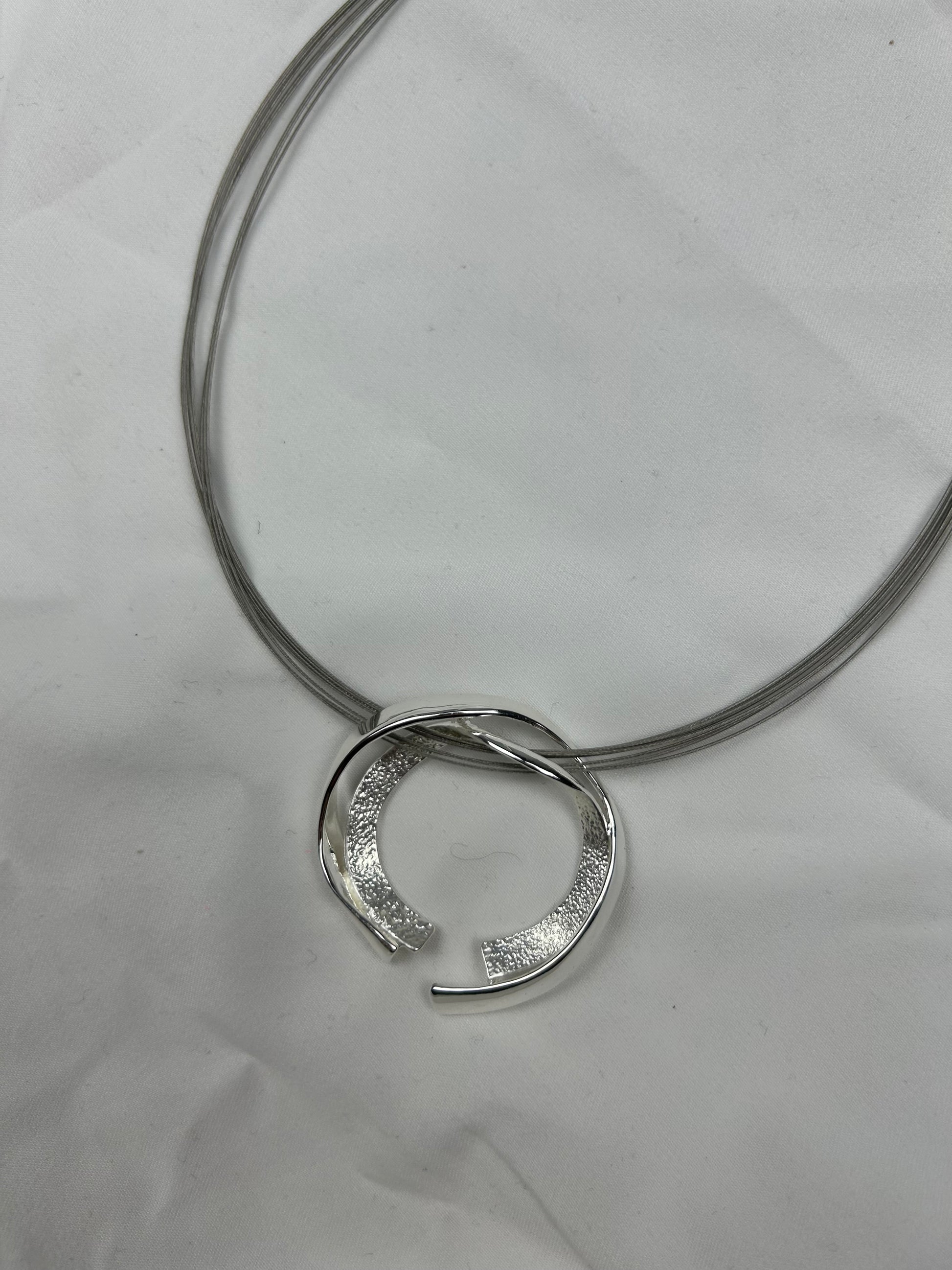 Silver stainless steel pendant necklace