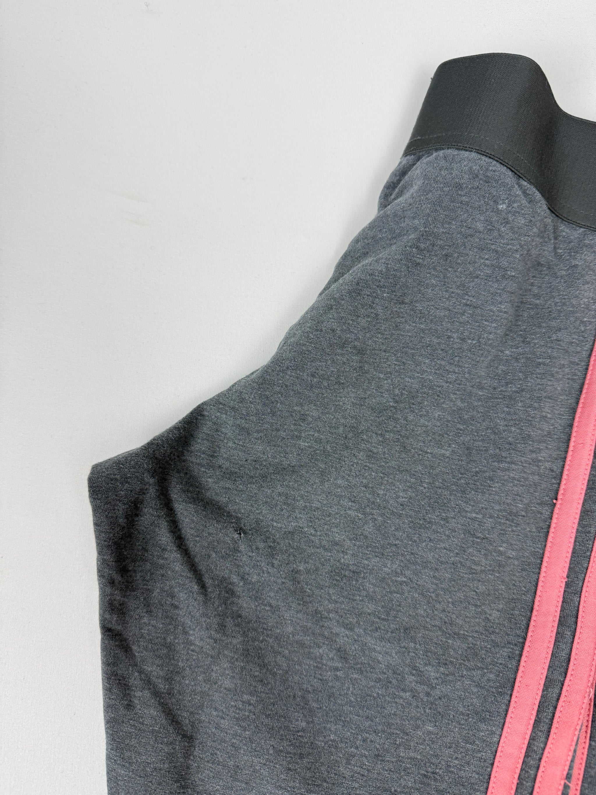 Grey cotton activewear capri pants (XS)