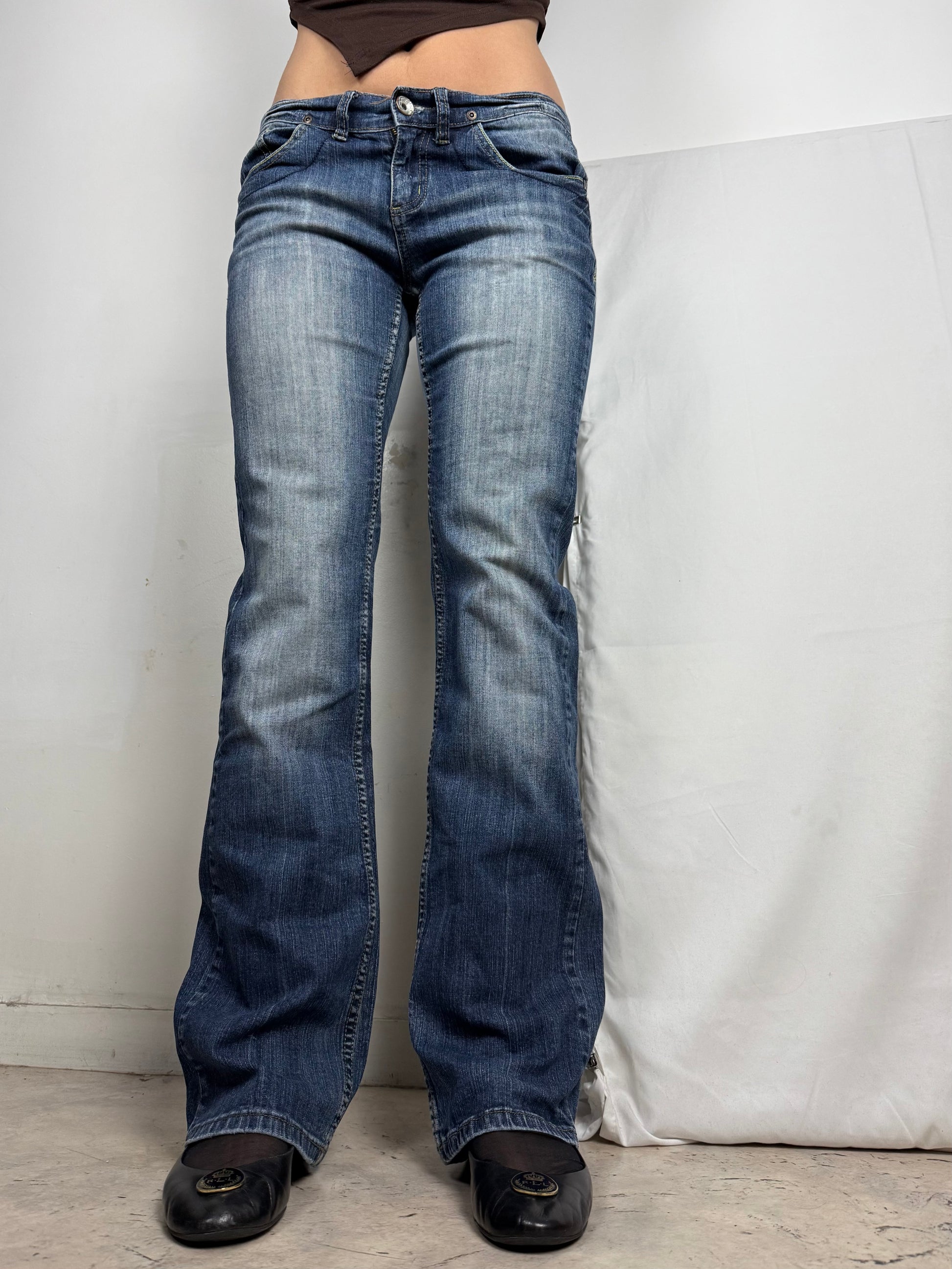 Navy low rise flare pants (S/M)