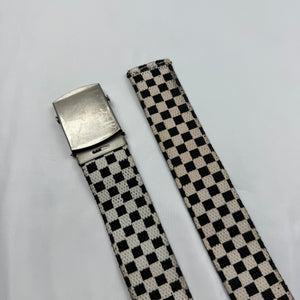 Black & white buckle belt