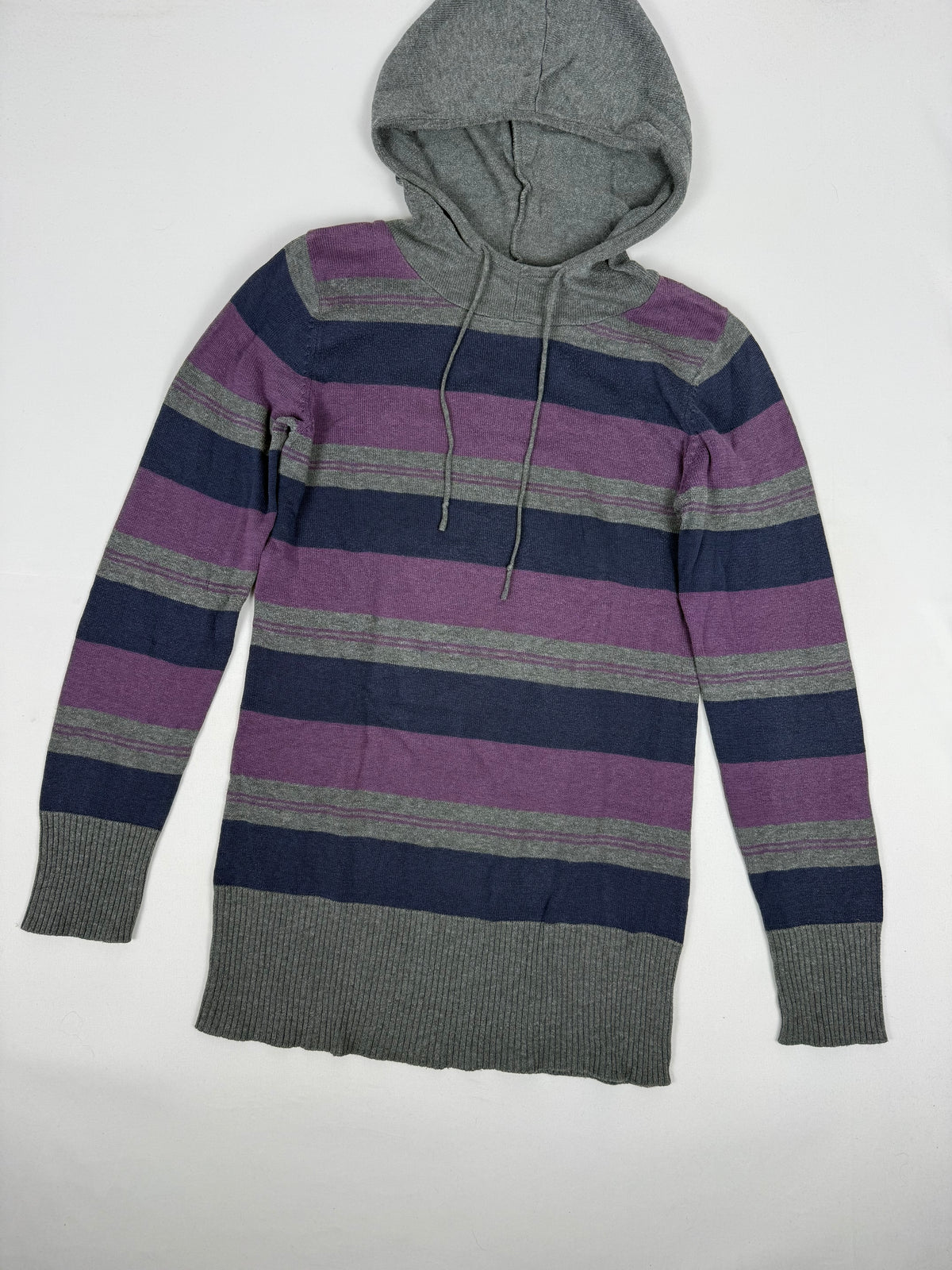 Purple hooded jumper (L)