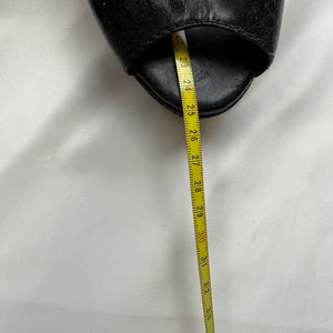 Black leather FF logo heels (37.5)