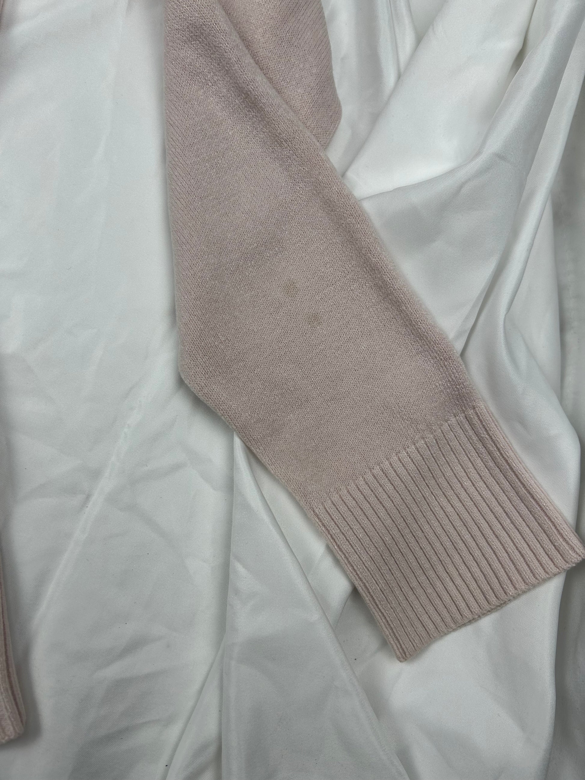 Baby pink V neck  jumper (M)