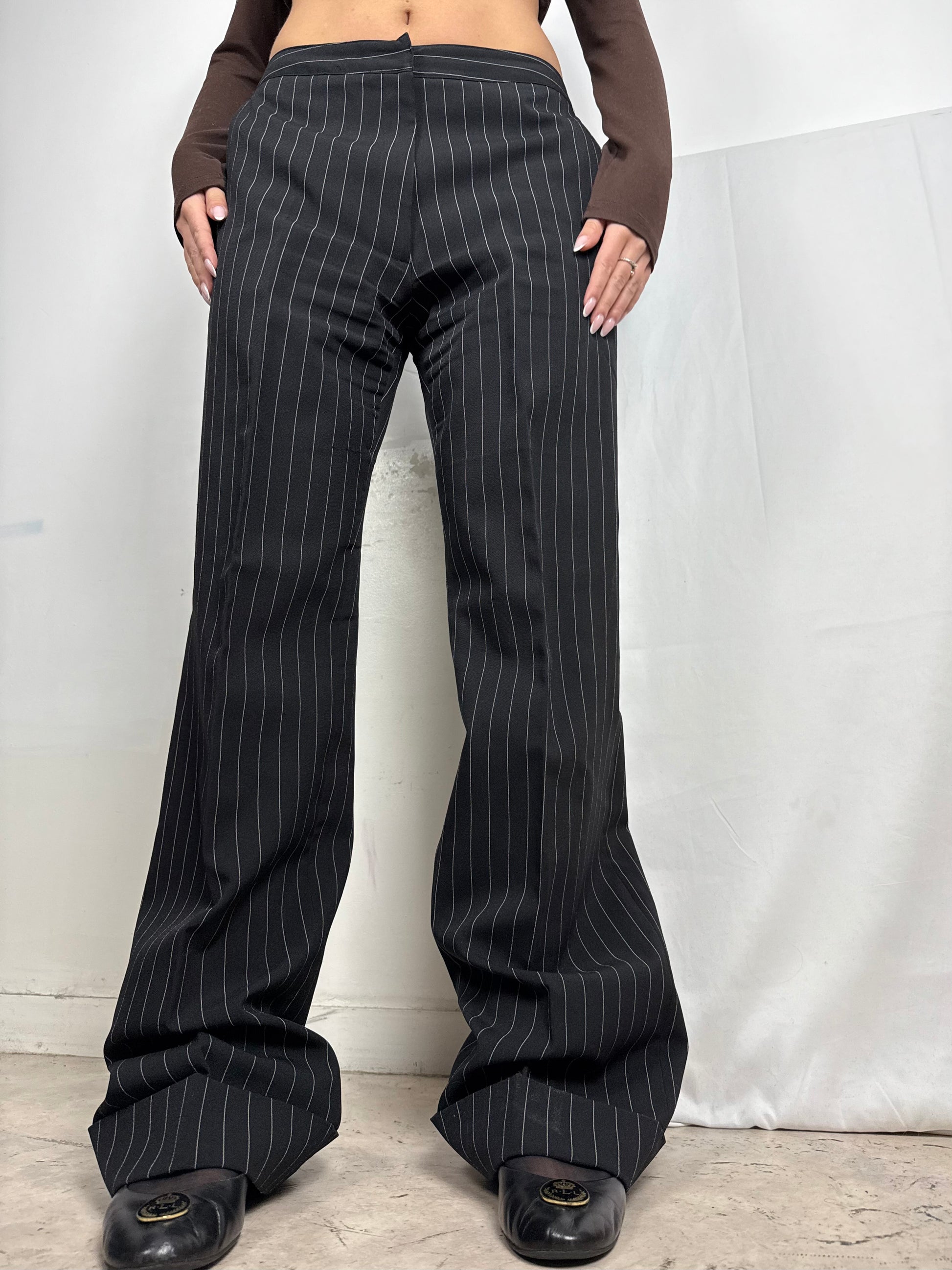 Black striped low rise flared bootcut office pants (M/L)