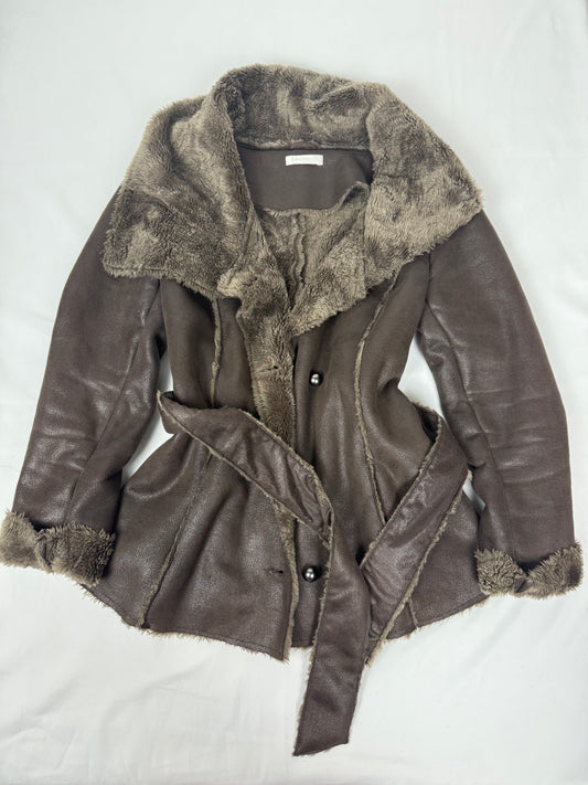 Brown suede inside faux fur tight fit trench coat with belt (S)