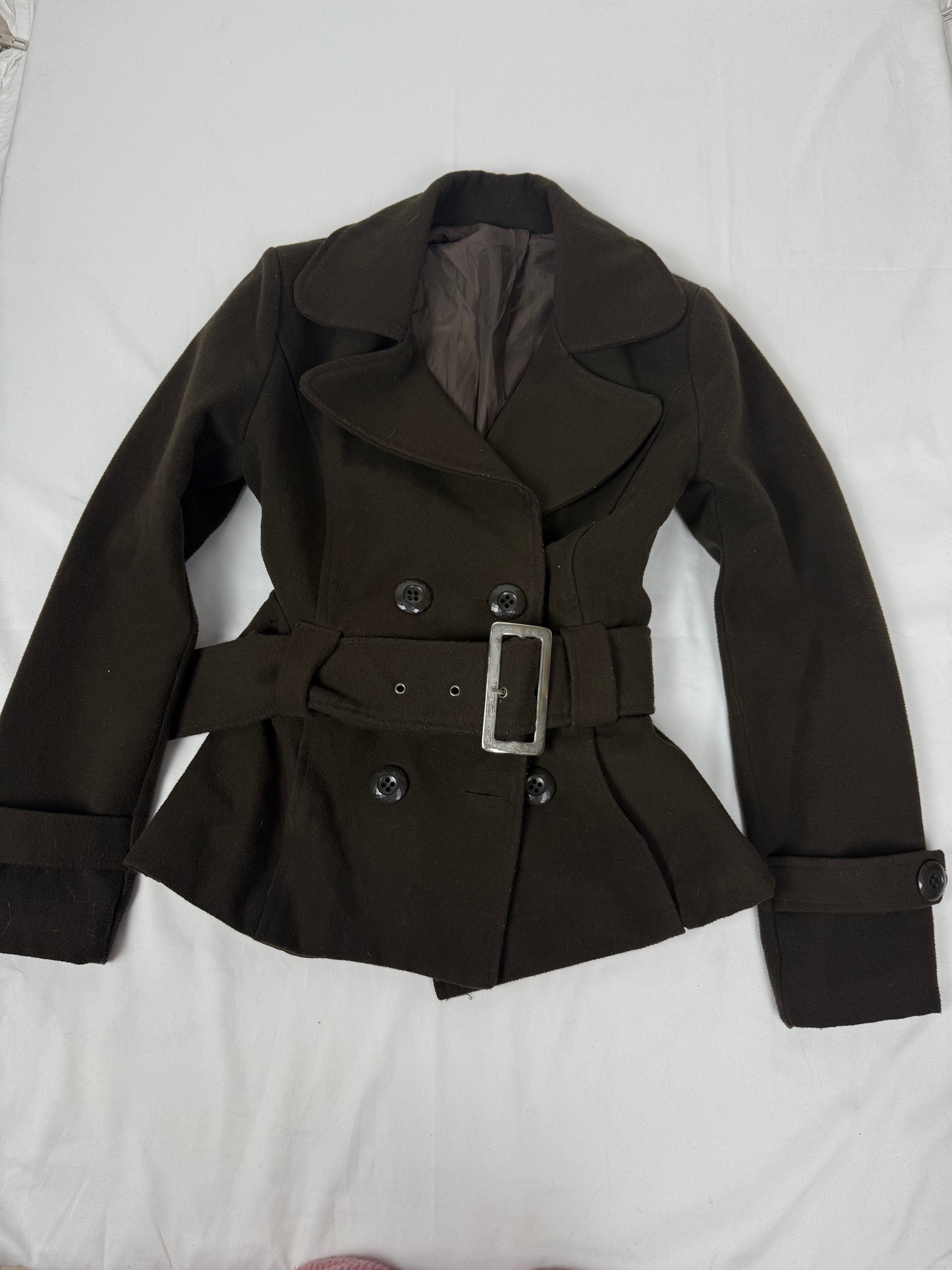 Khaki tight fit trench coat with belt (XS)