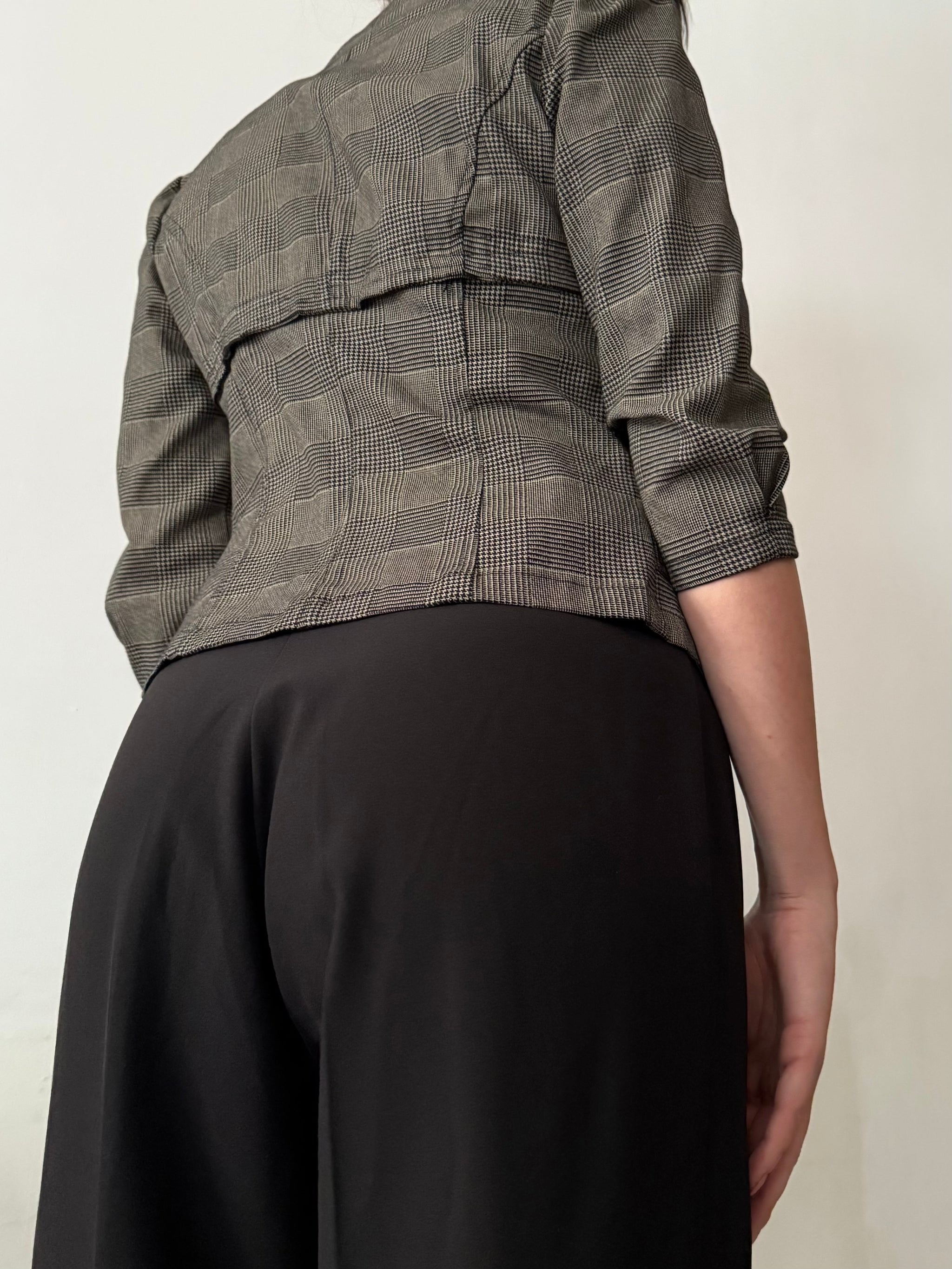 Beige office blazer + low rise capri pants set (XS)