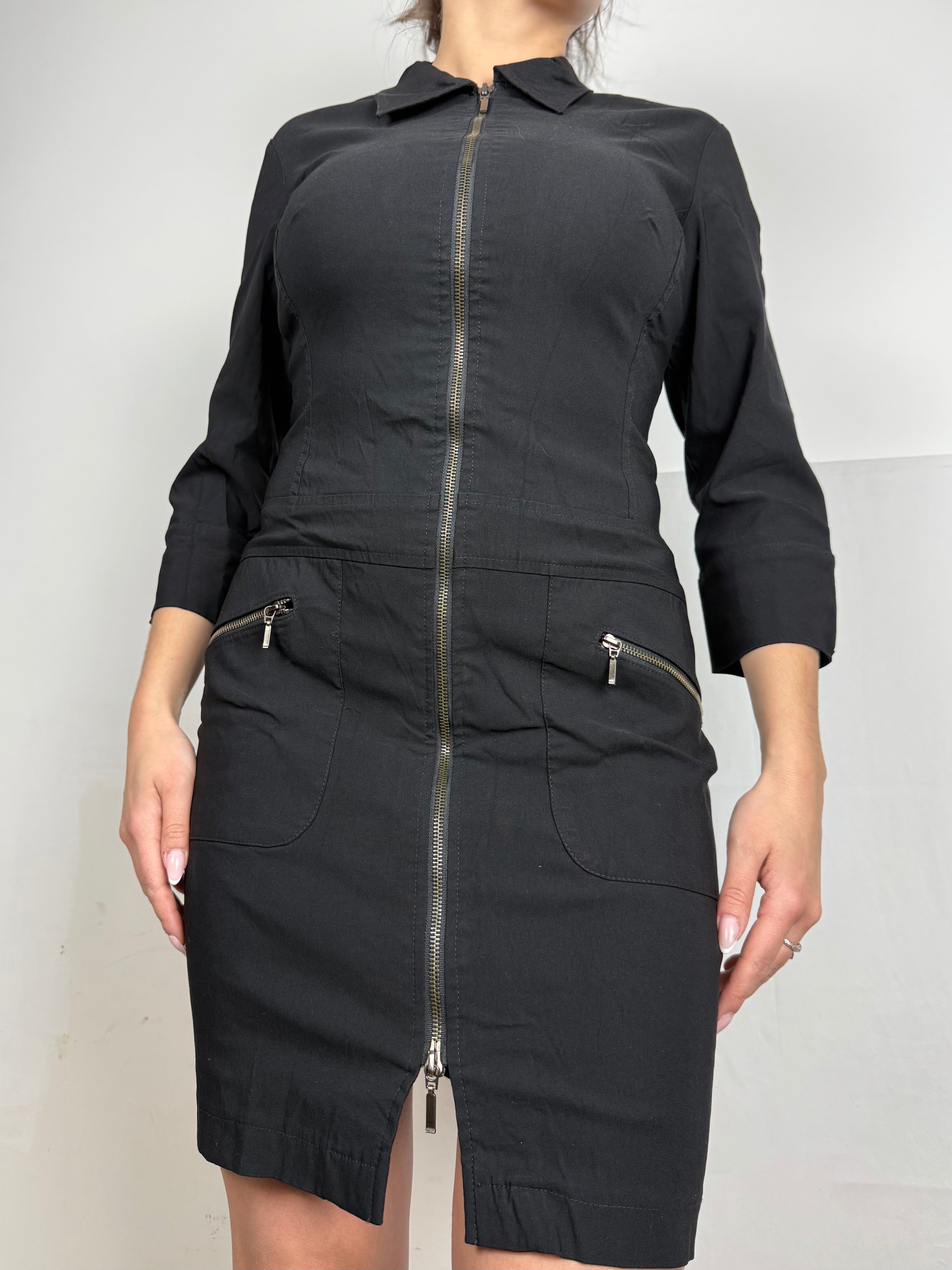 Black zip up tight fit office long sleeves dress (M)