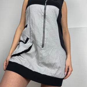 Grey hooded zip up dress (L)