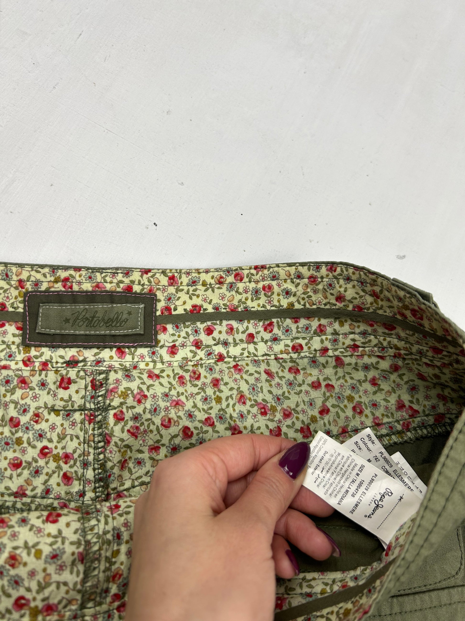 Khaki cargo low rise mini skirt (M/L)
